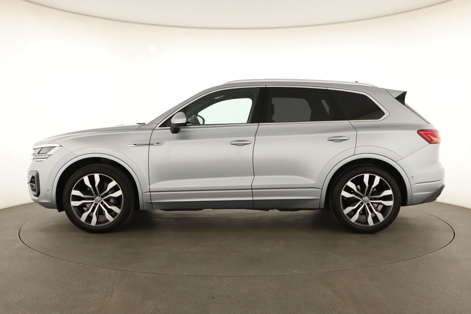 Volkswagen Touareg, 3.0 TDI, R-Line, 4X4, Automat - fotka 3