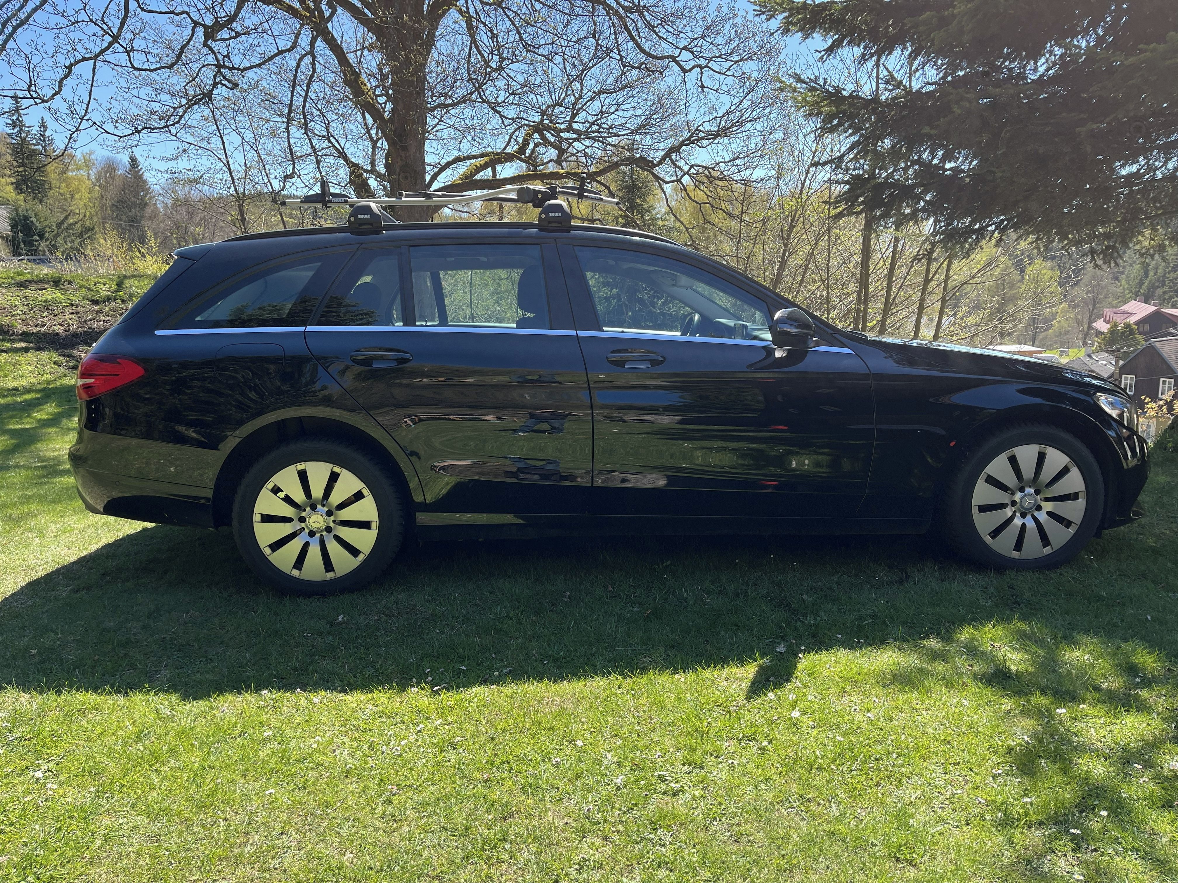 Mercedes-Benz Třídy C, Mercedes-Benz Třídy C 220D - fotka 3