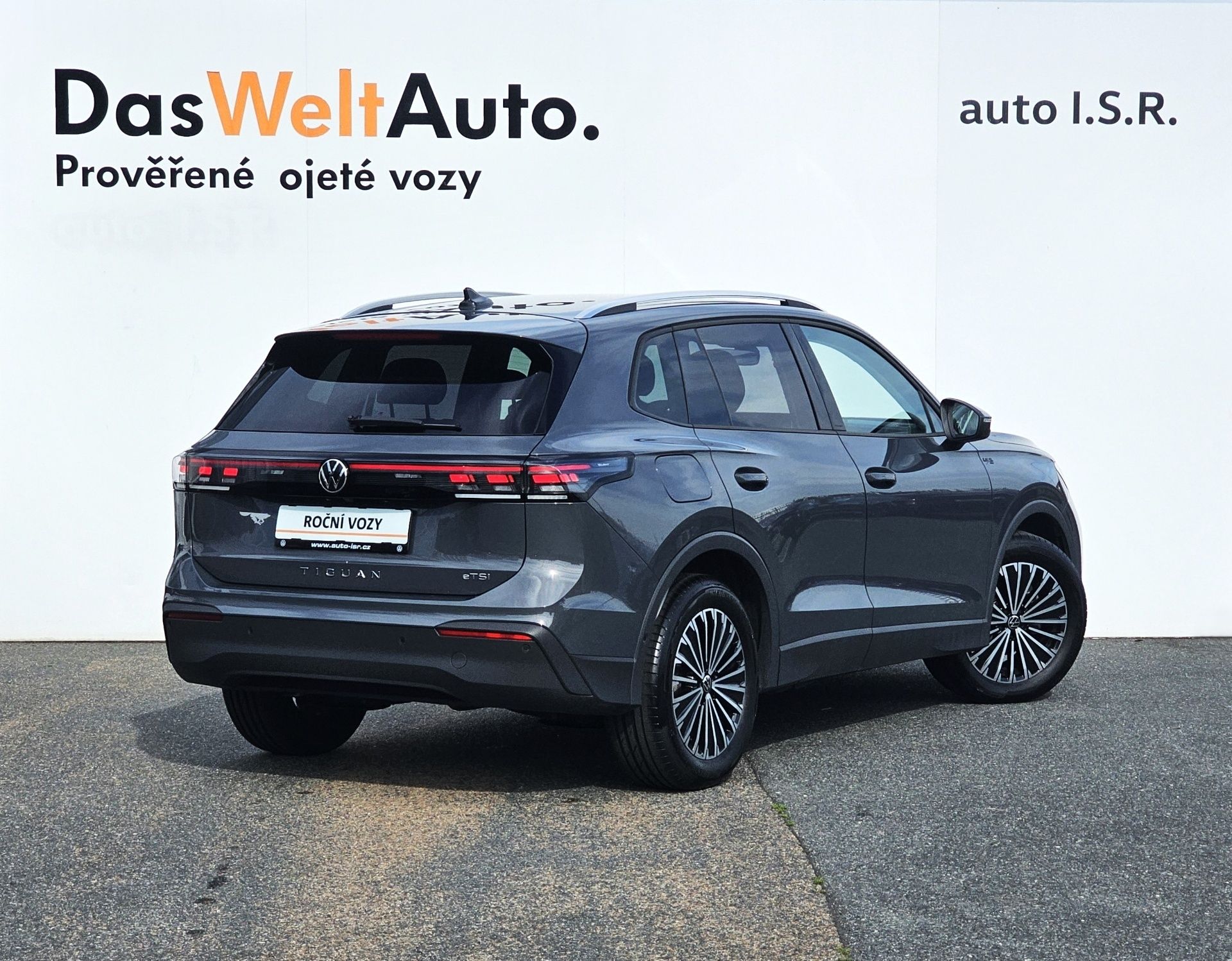 Volkswagen Tiguan, People 1,5 eTSI 110 kW mHEV - fotka 2