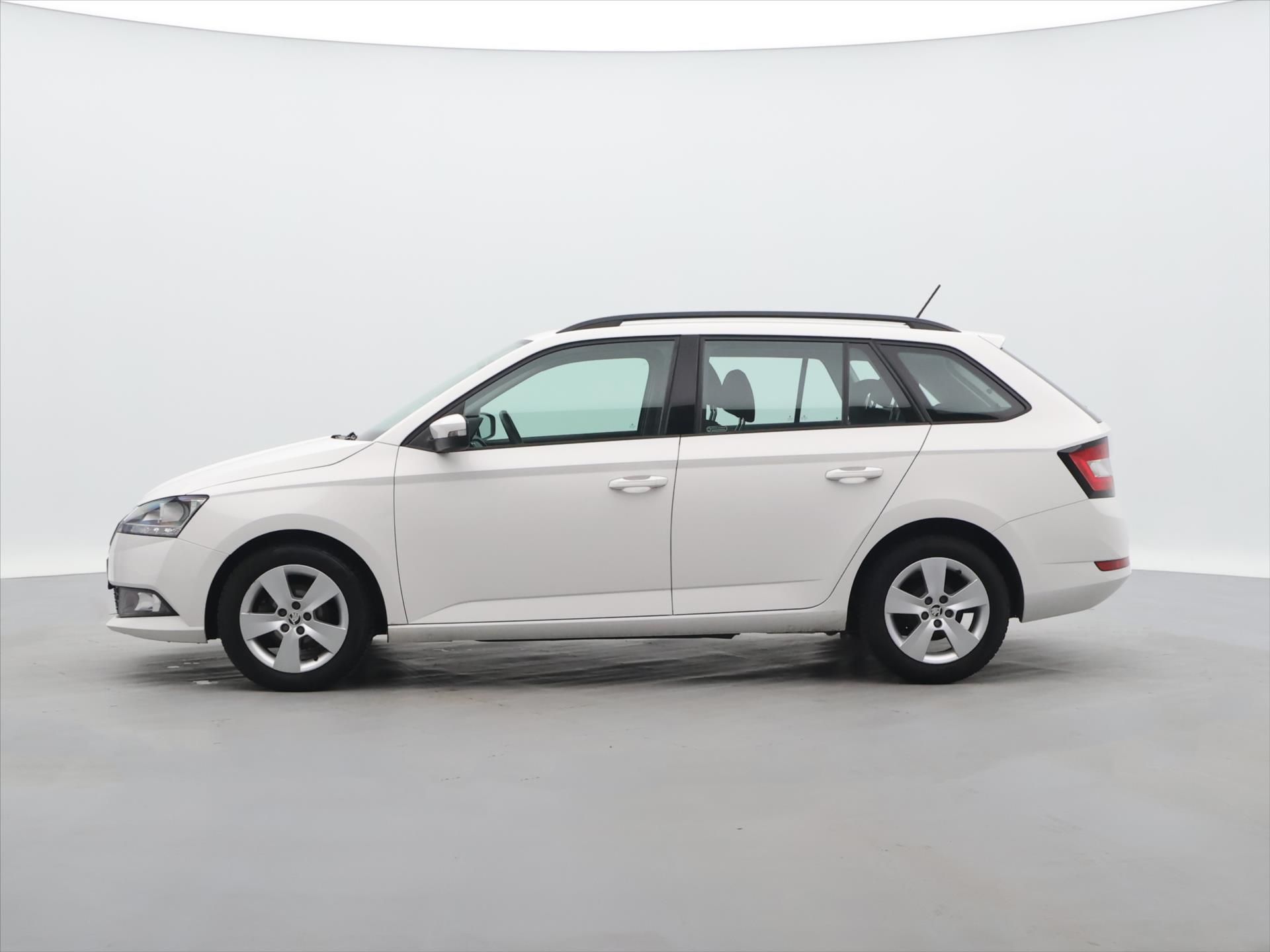 Škoda Fabia, 1,0 TSI 70kW Ambition CZ DPH - fotka 4