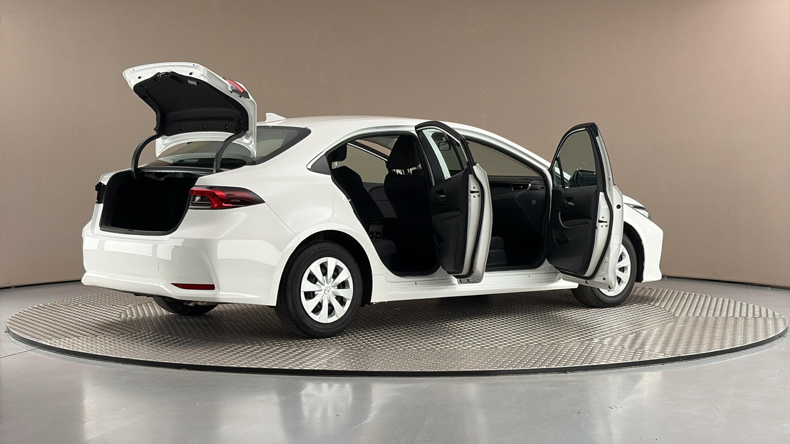 Toyota Corolla, 1.8 Hybrid AUT Active Sedan - fotka 6