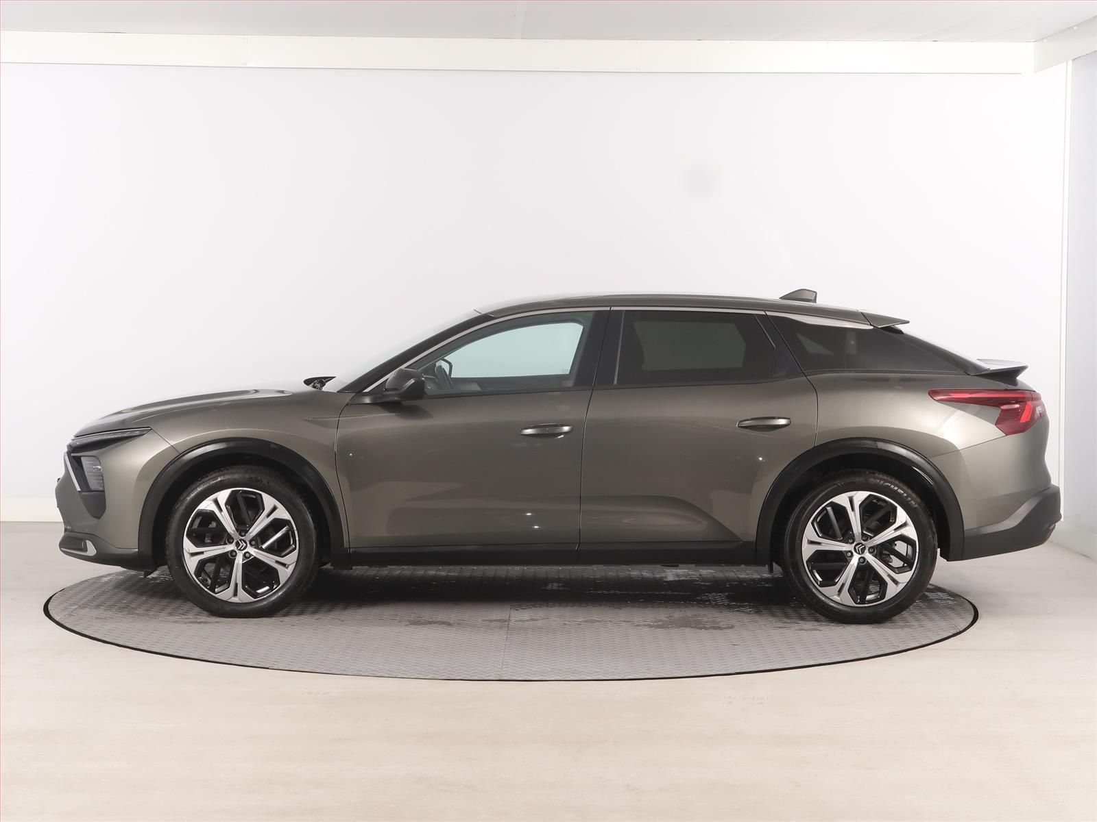 Citroën C5 X, 1.2 PureTech, Automat, Kůže - fotka 3