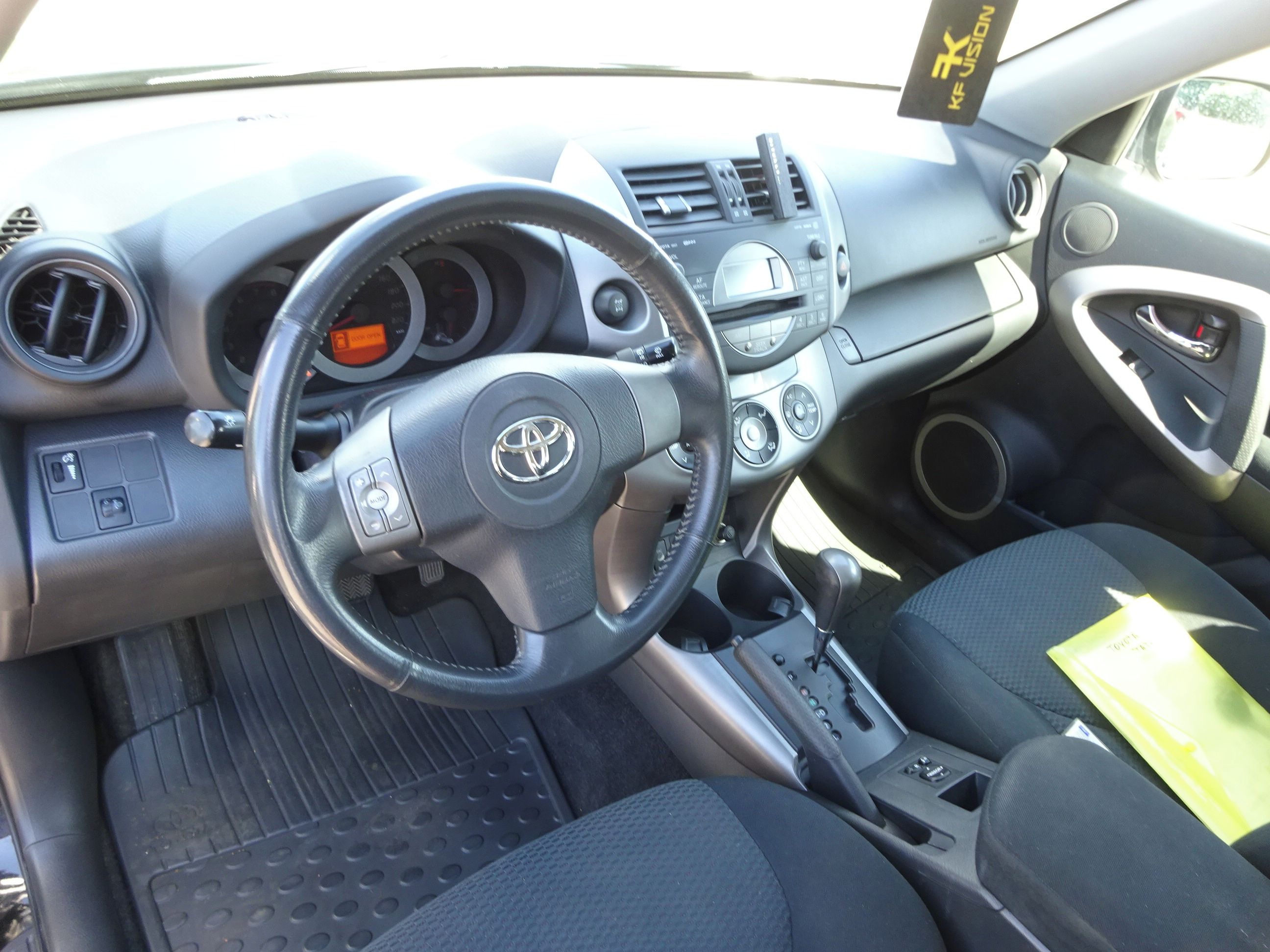Toyota Rav4, 2.0i (112 KW) 4x4 - fotka 5
