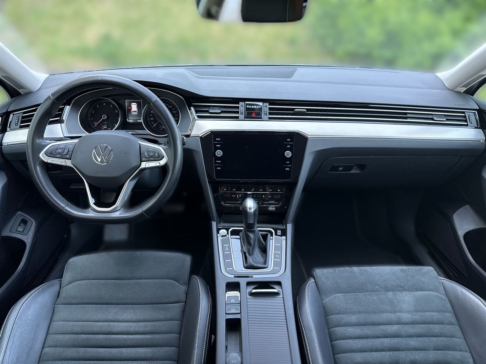 Volkswagen Passat, Variant 1.5 TSI DSG Elegance - fotka 5