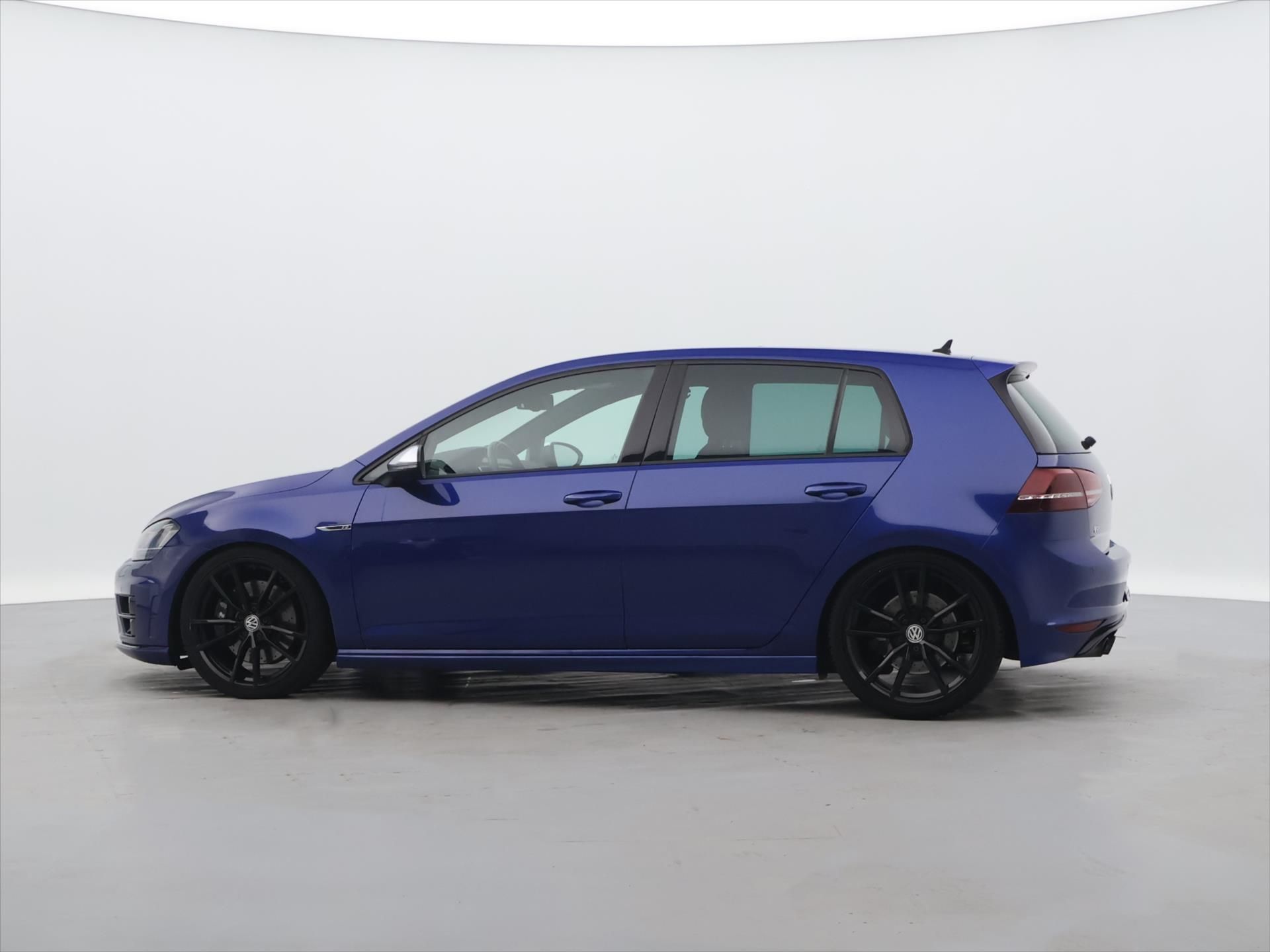 Volkswagen Golf, 2,0 TSI R 221kW 4Motion DSG - fotka 4