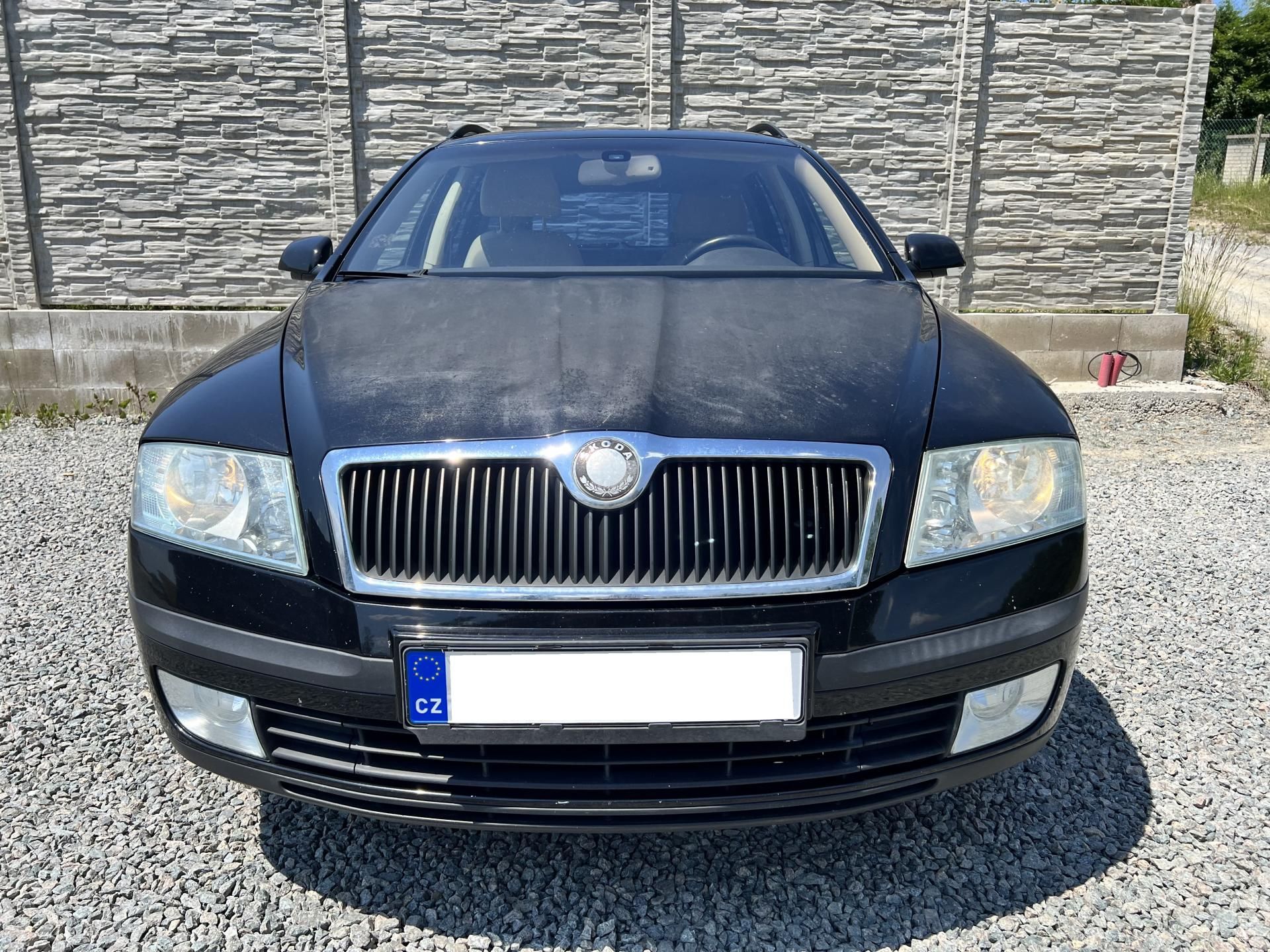 Škoda Octavia, II 1.6FSI Elegance, 85kW - fotka 2