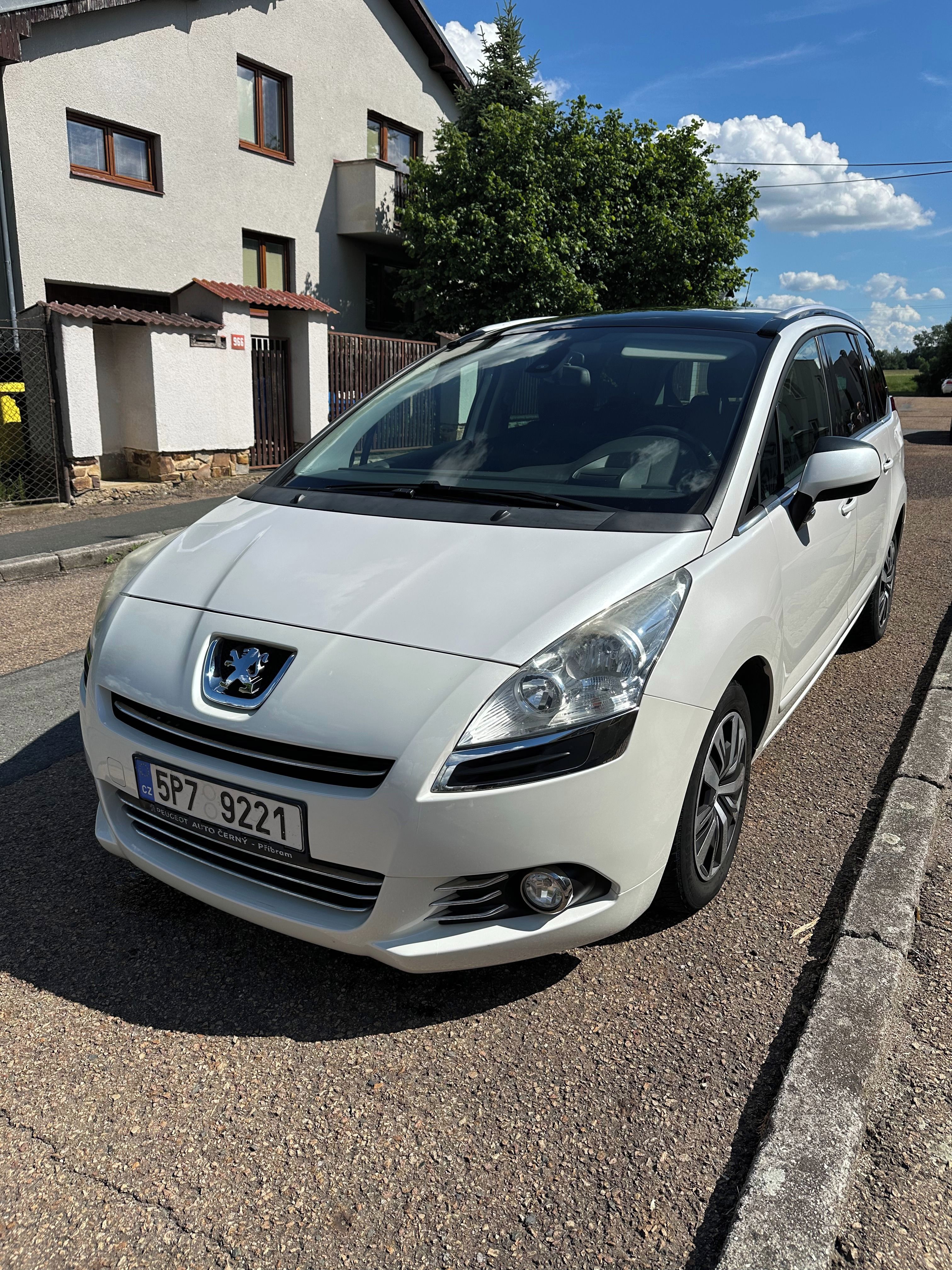 Peugeot 5008, Peugeot 5008, 1. majitel