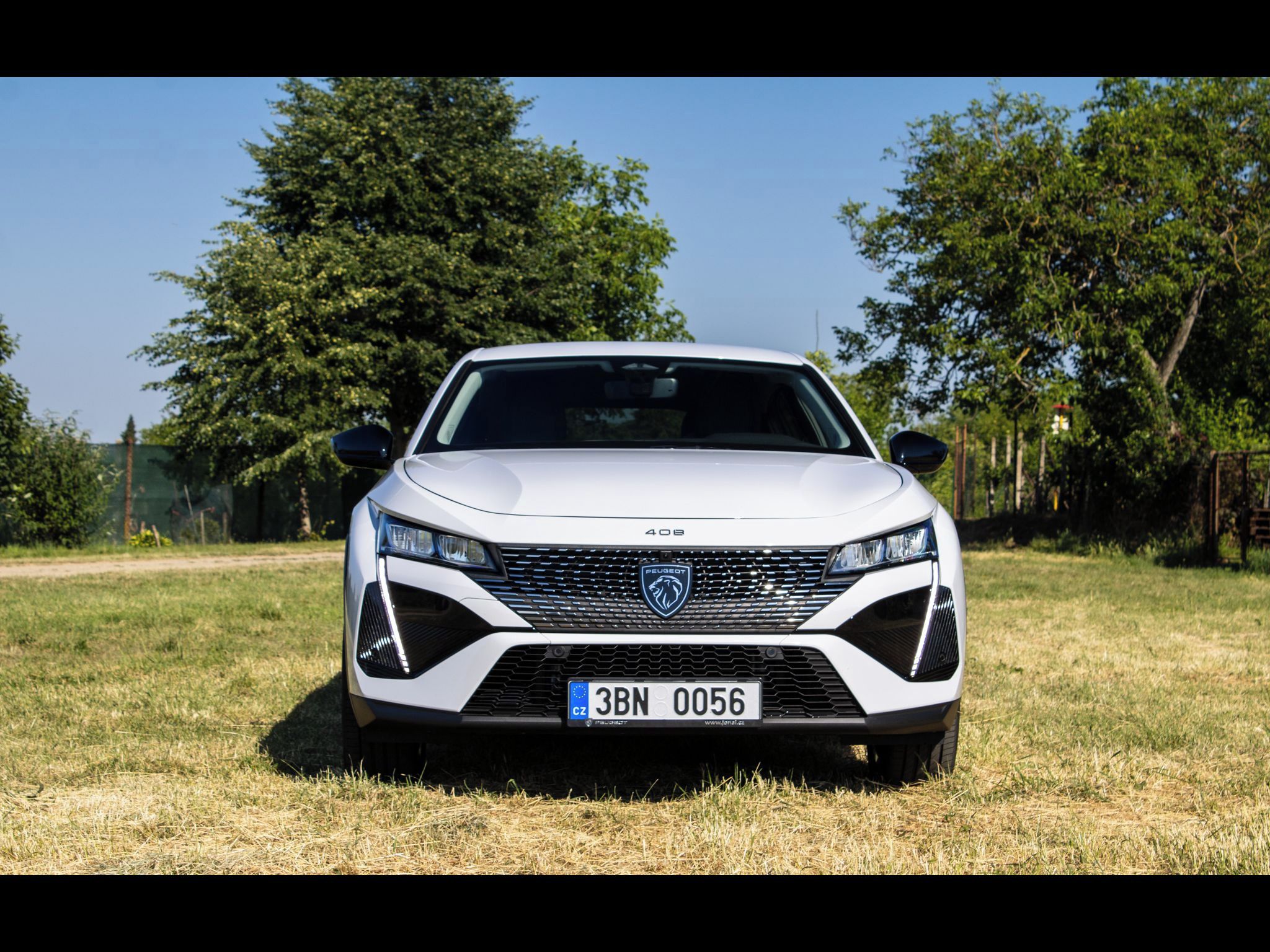 Peugeot 408, hybrid - fotka 2