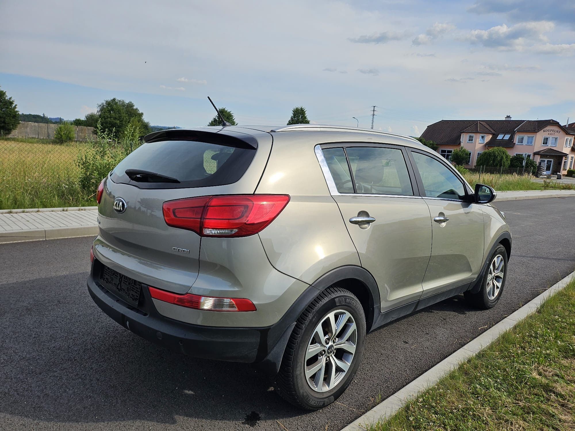 Kia Sportage, 1.7 TDI 85kw - fotka 4