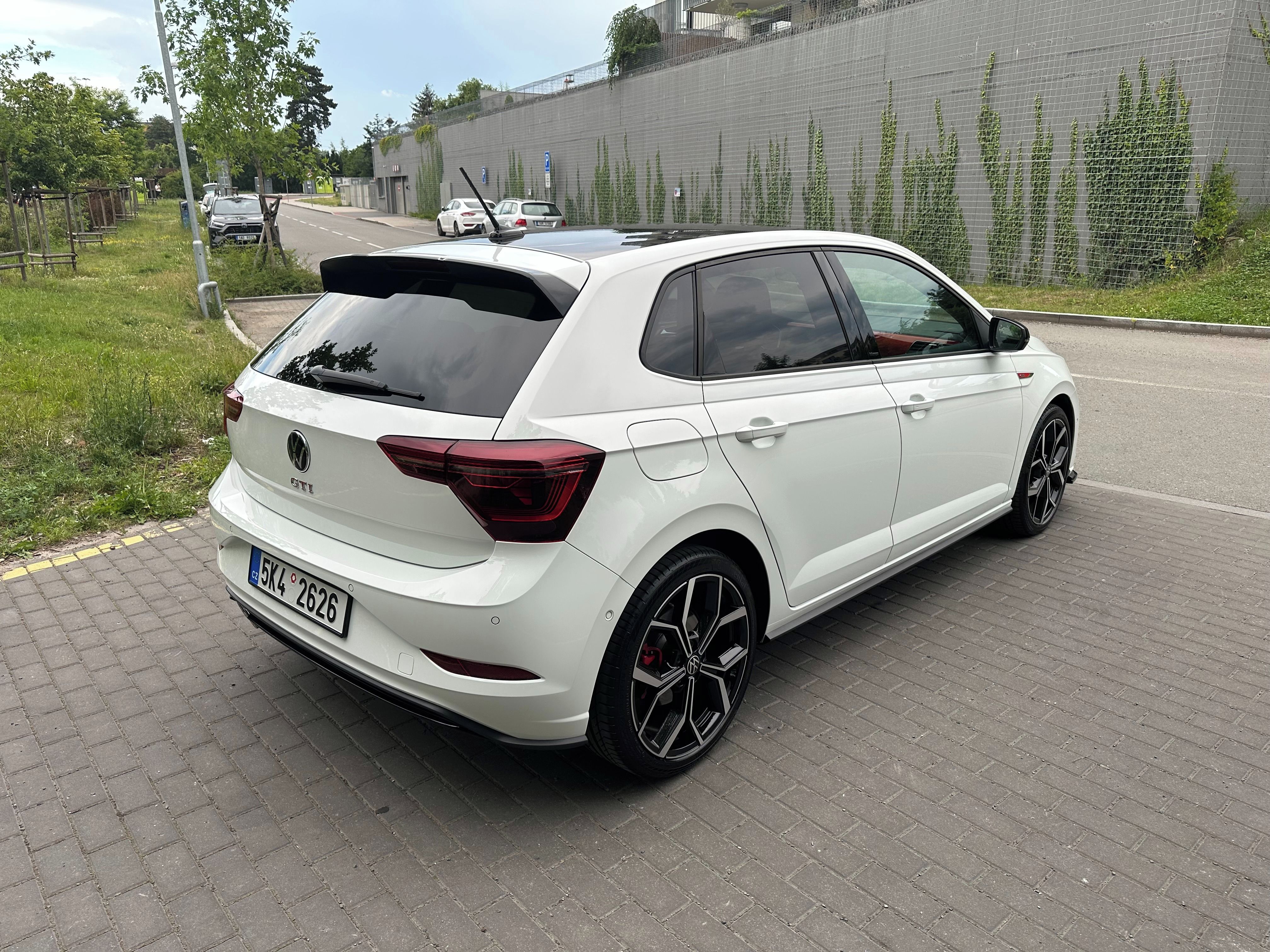Volkswagen Polo, 2,0 GTI 152kW DSG, záruka, PPF - fotka 5
