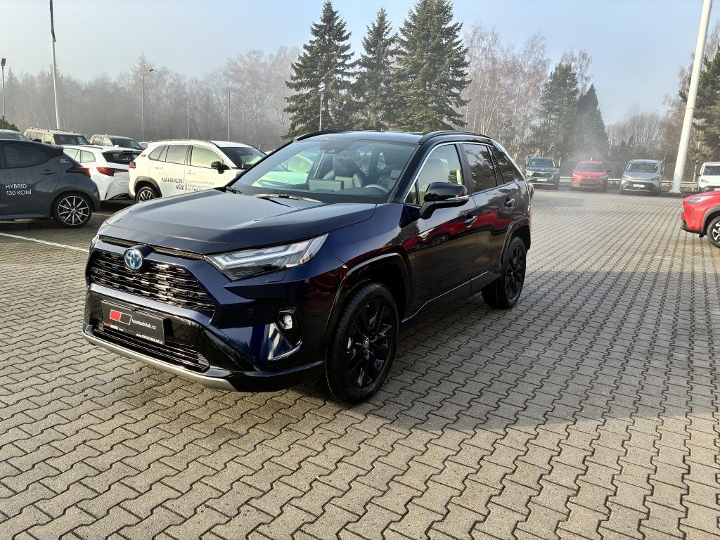 Toyota Rav4, 2.5 Hybrid 4x4 Selection - fotka 3