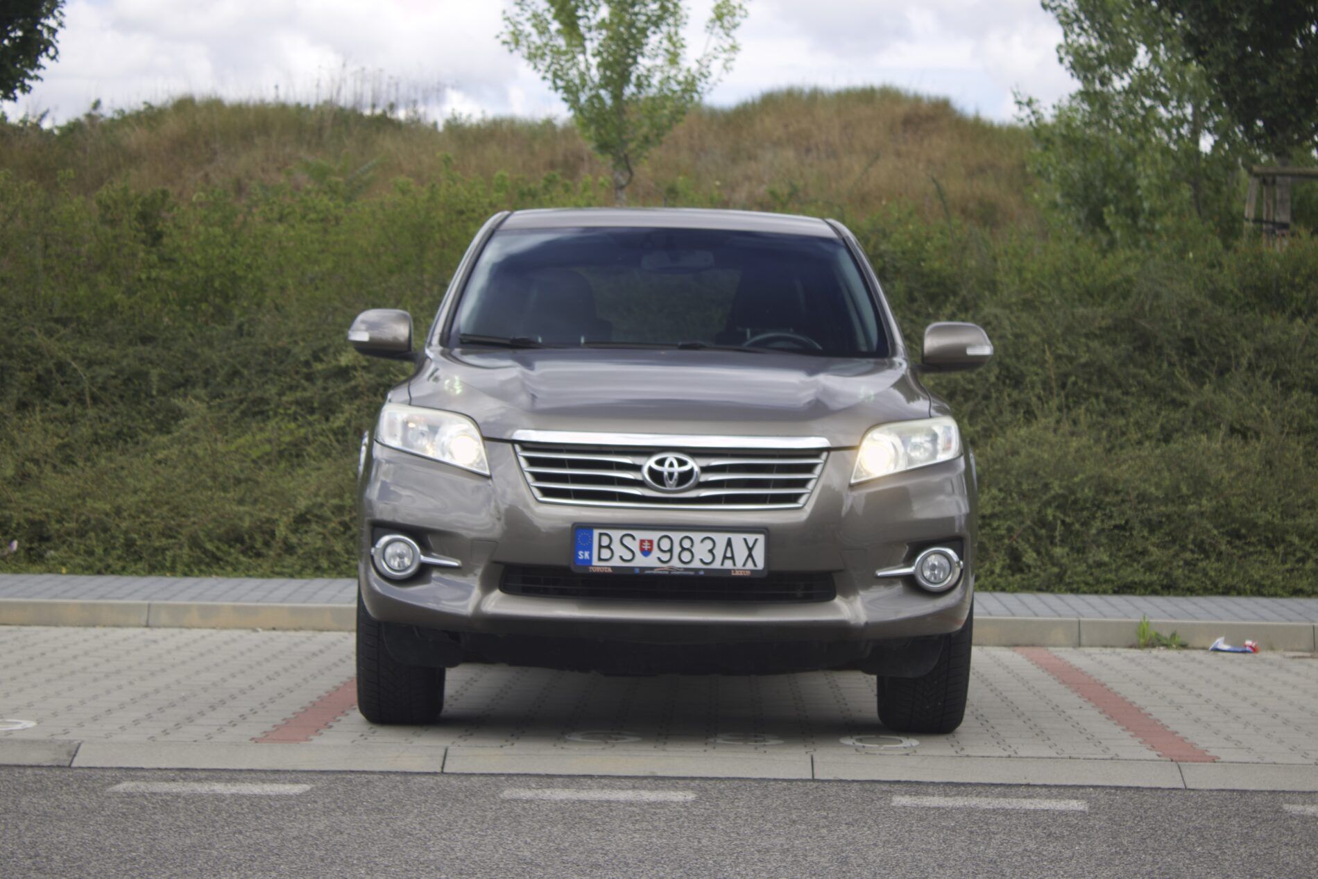 Toyota Rav4 - fotka 2