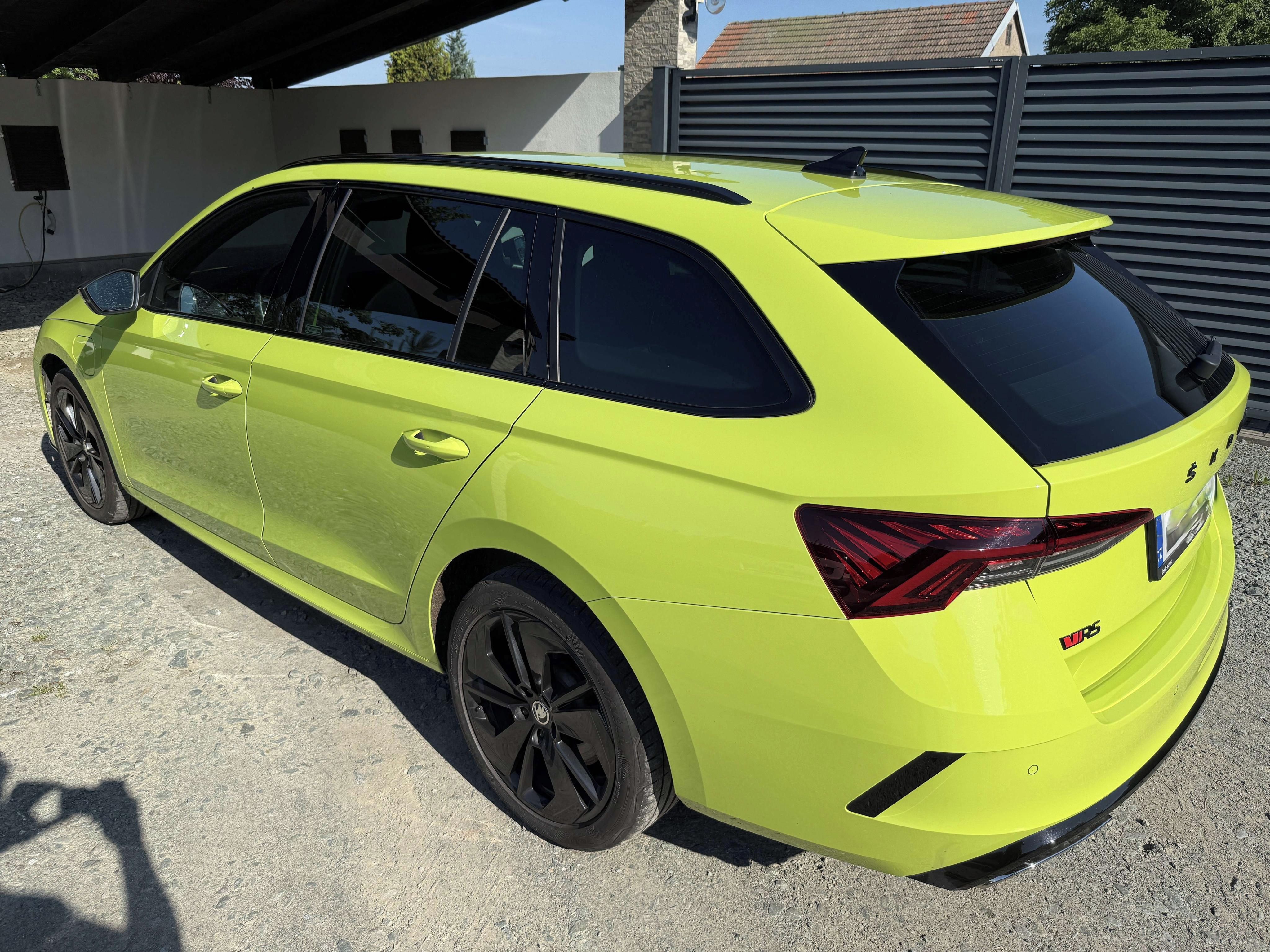 Škoda Octavia, RS iV Combi - PHEV 180kw - fotka 5
