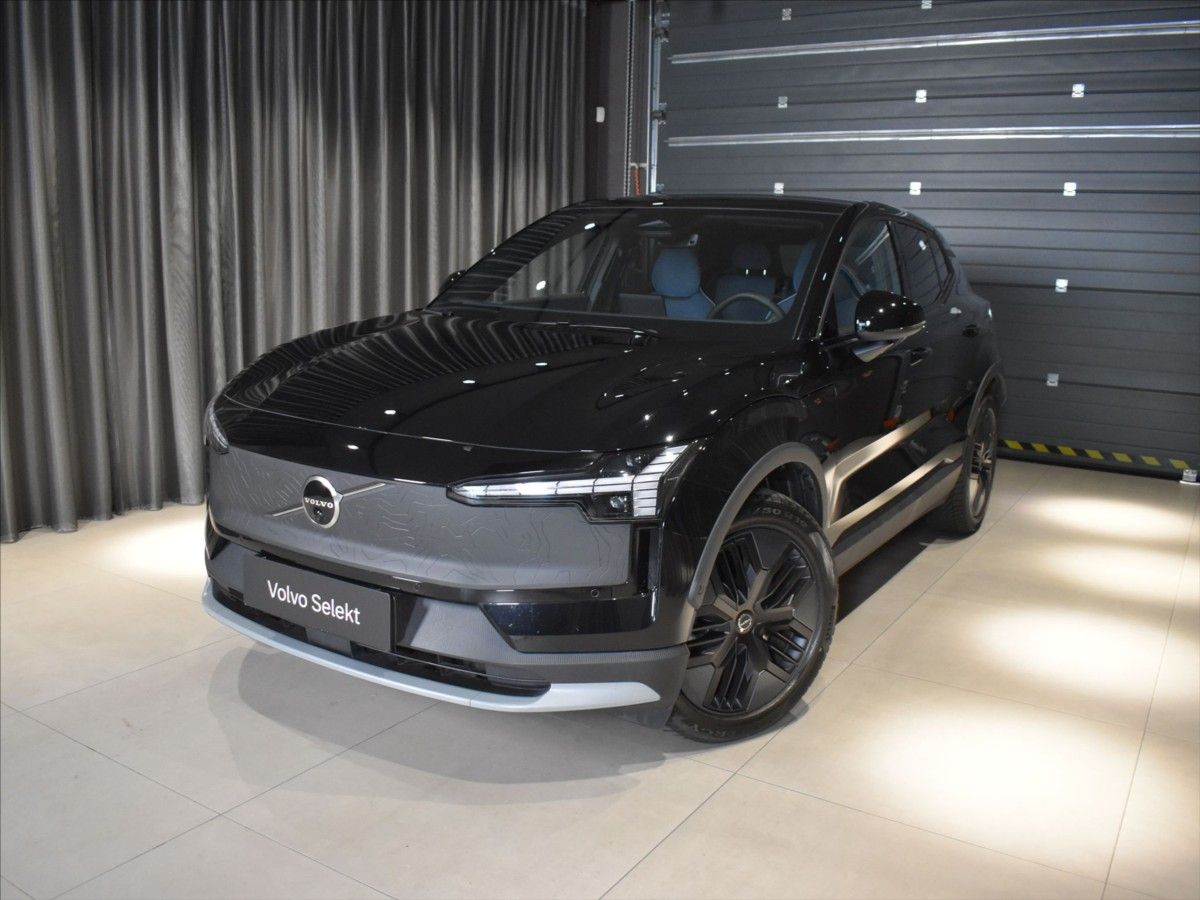 Volvo EX30, CROSS COUNTRY ULTRA TWIN