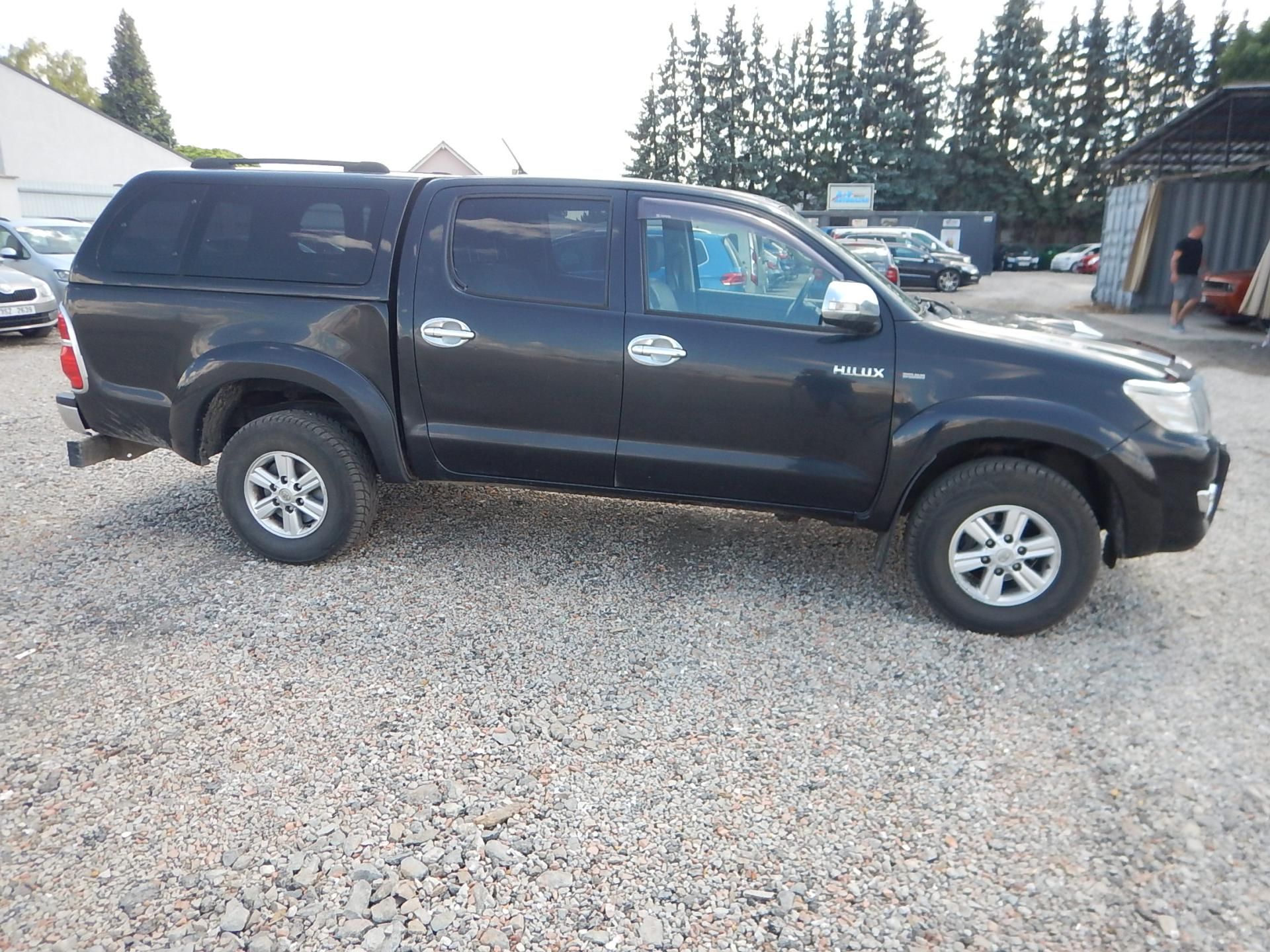 Toyota Hilux, 3.0 D-4D, 4x4, AUTOMAT, TAŽNÉ - fotka 5
