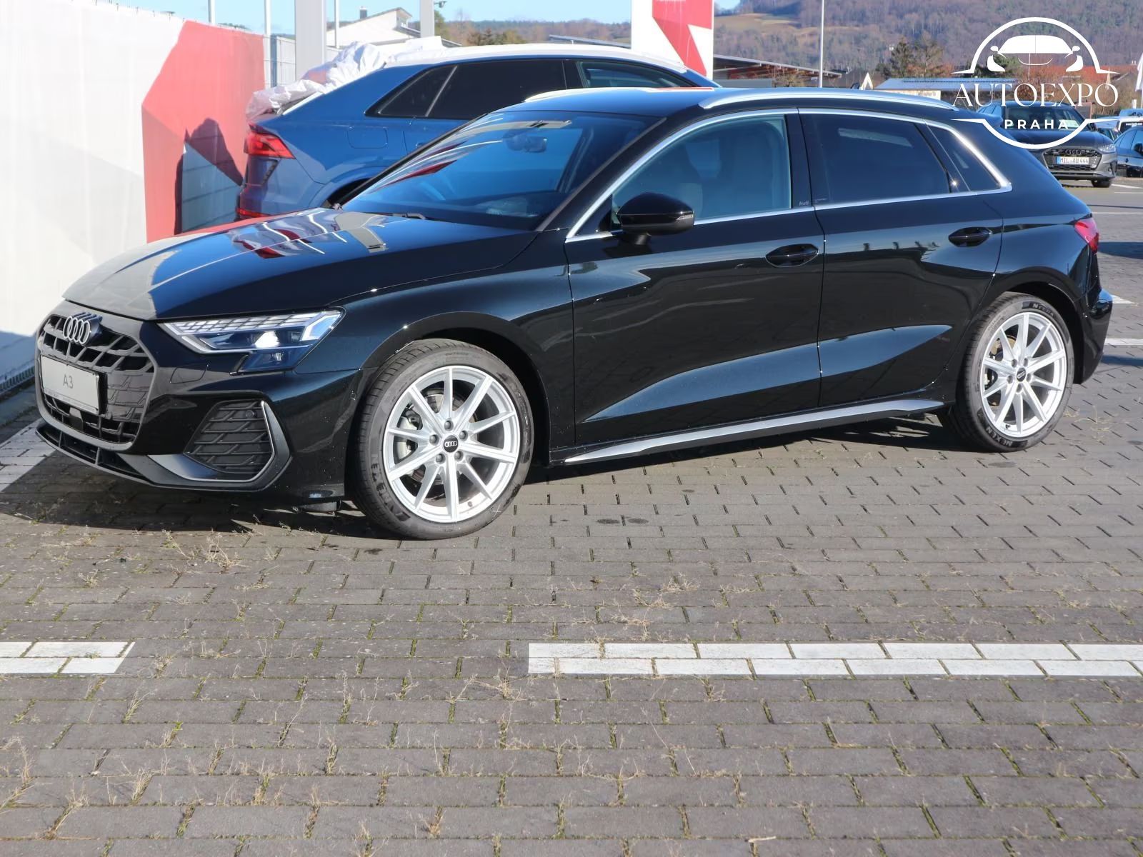 Audi A3, Sportback S line 35 TDI S tron - fotka 4