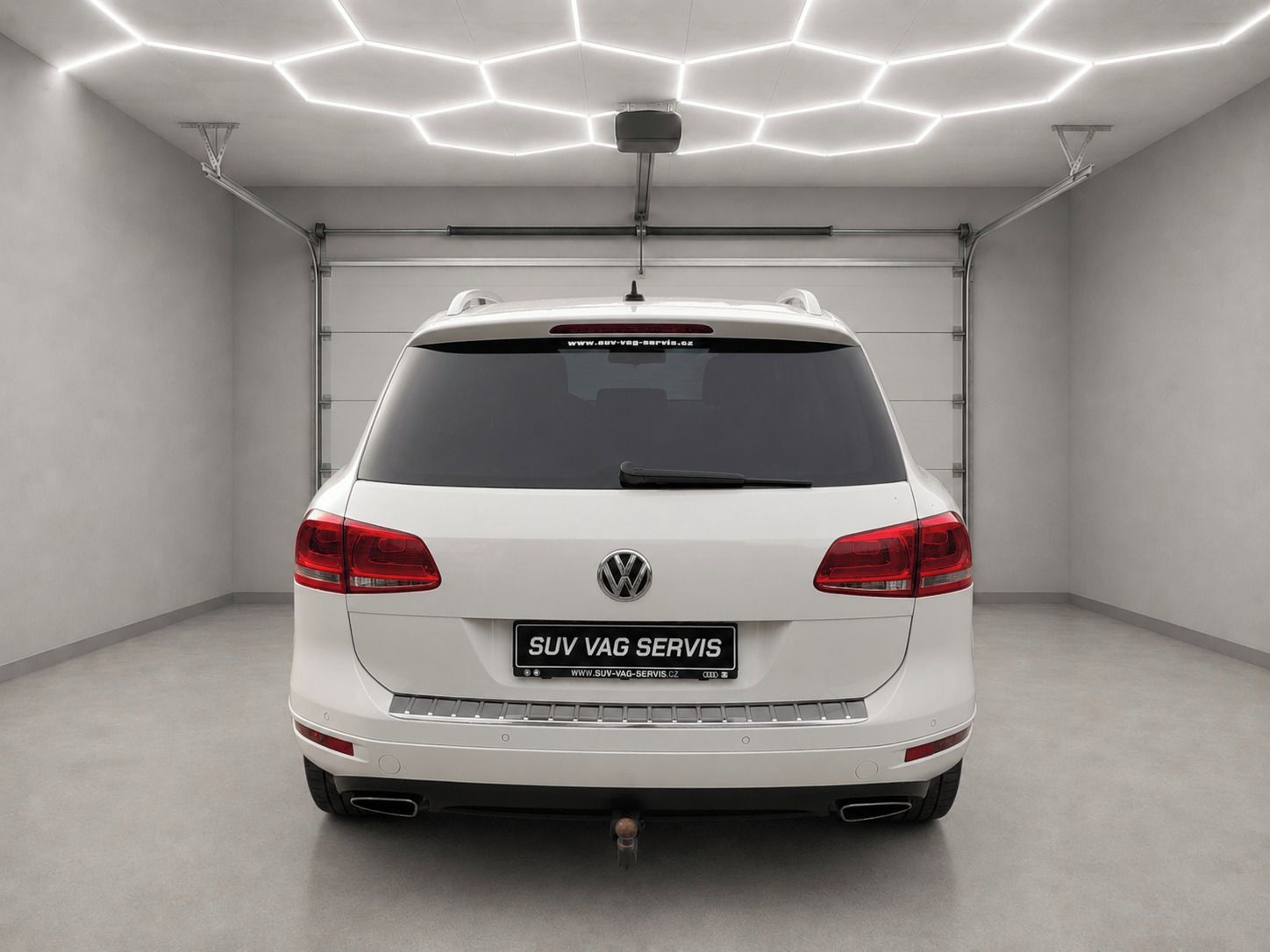 Volkswagen Touareg, 3.0TDI V6 PRUŽINY KŮŽE XENONY - fotka 5