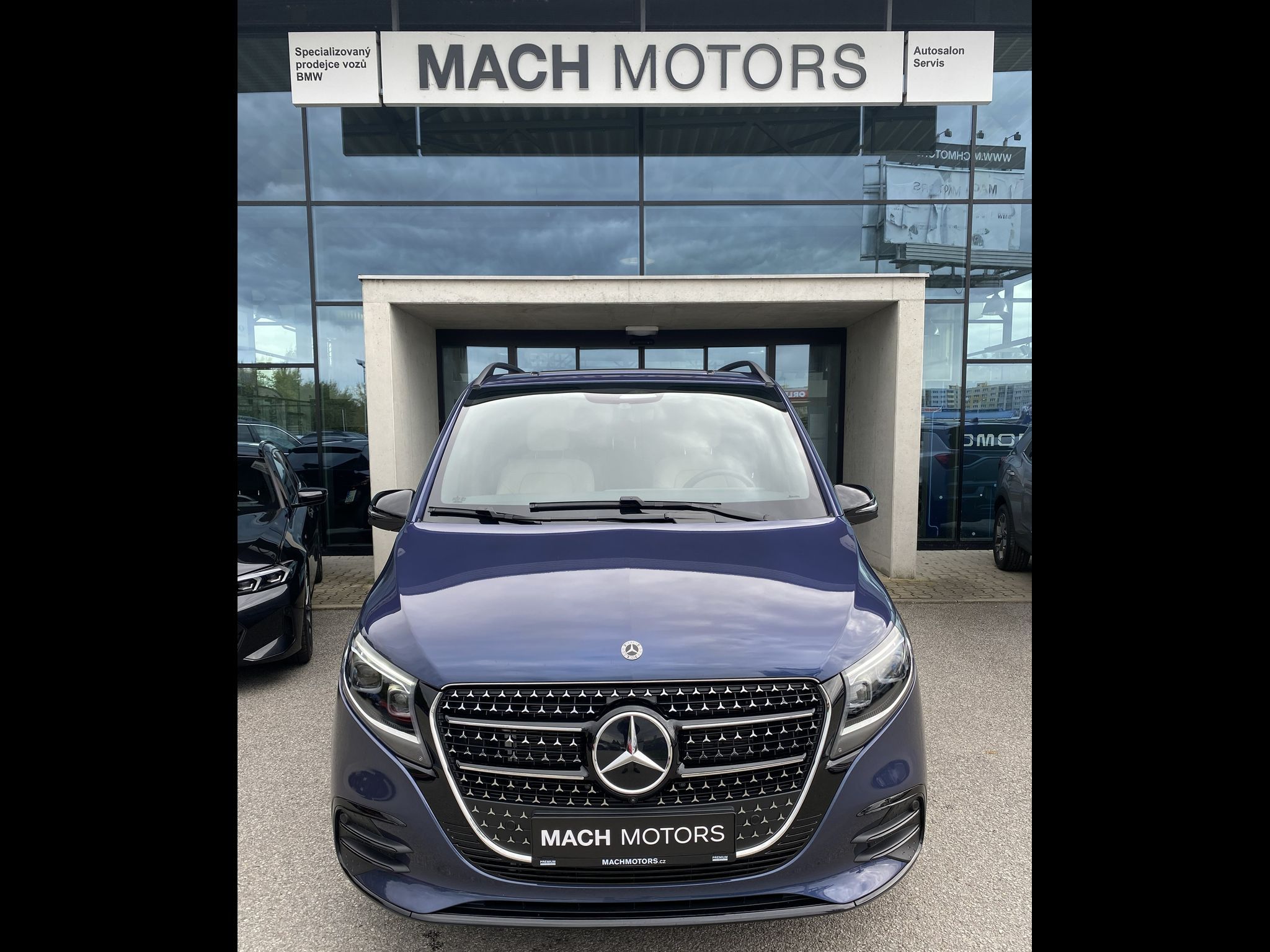 Mercedes-Benz Třídy V, d AMG 4Matic Exclusive Long - fotka 3