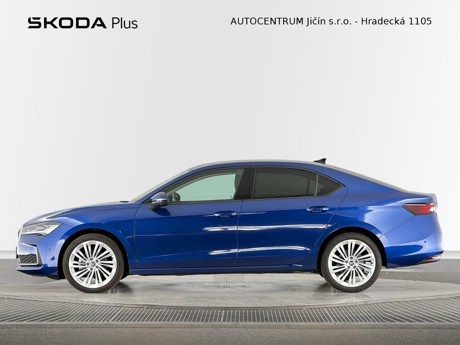 Škoda Superb, DSG 1.5TSI 110kW Selection Sui - fotka 3