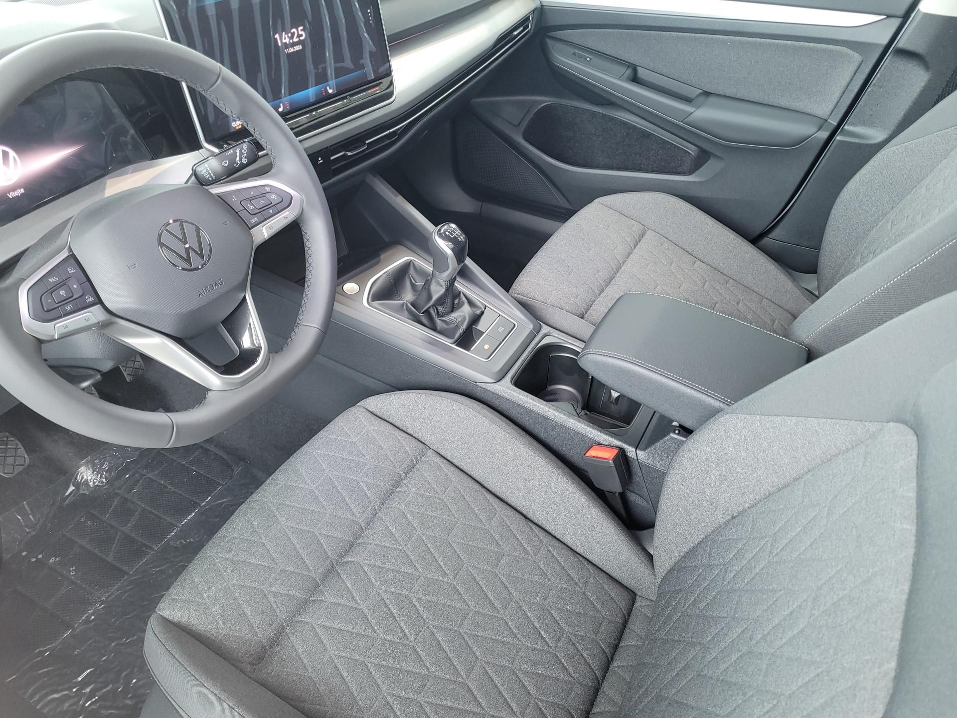 Volkswagen Golf Variant, People 1,5 TSI - fotka 6