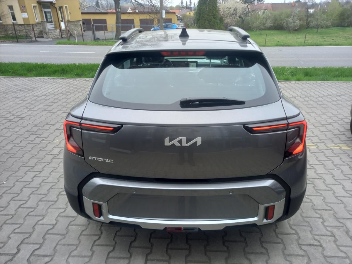 Kia Stonic, 1,0 T-GDi 7DCT SPIN (2026) - fotka 3