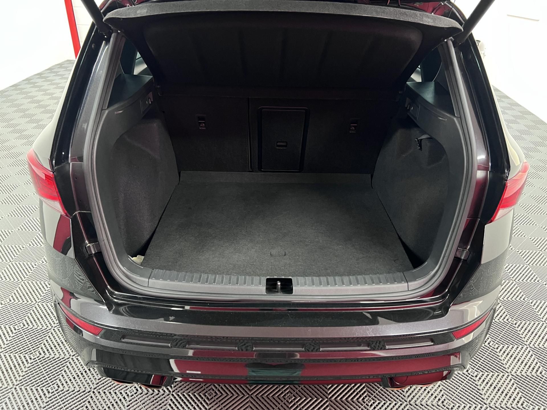 Cupra Ateca, 2.0 TSI 221 kW 4x4 DSG - fotka 6