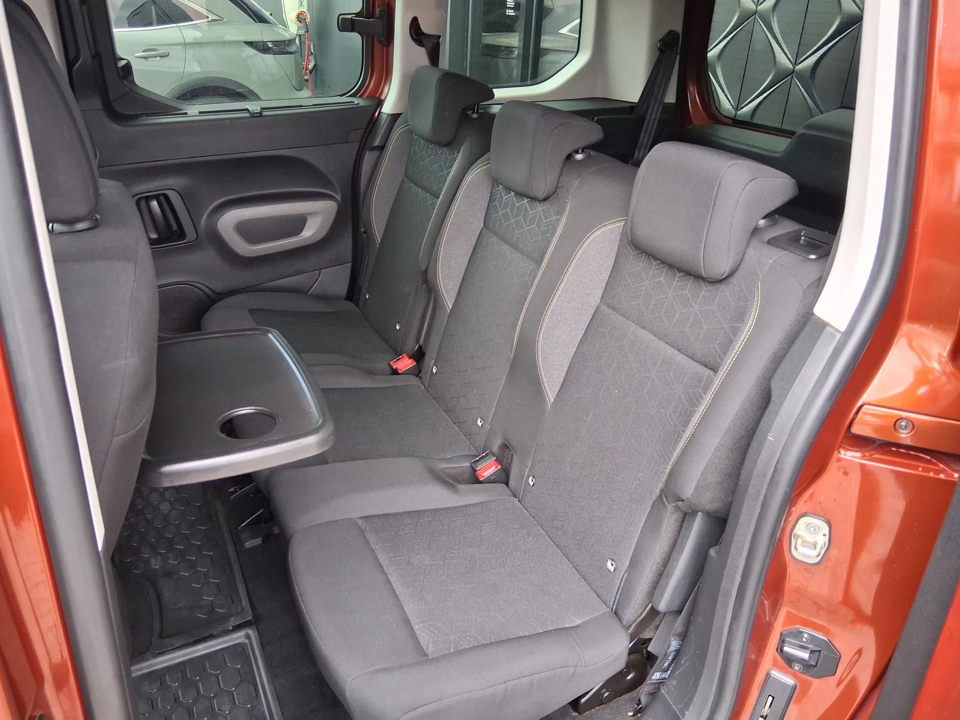 Peugeot Rifter, ACTIVE 1.2 PT 81 kW - fotka 5