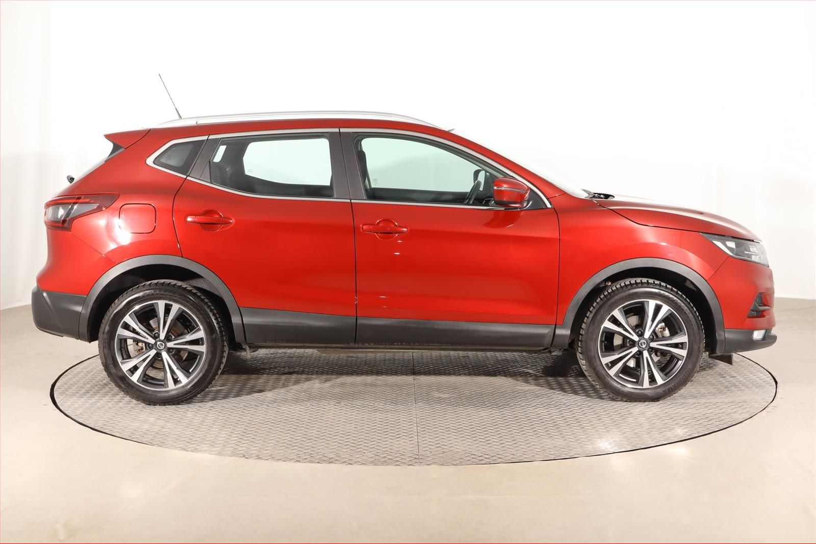 Nissan Qashqai, 1.3 DIG-T, Acenta, Serv.kniha - fotka 6