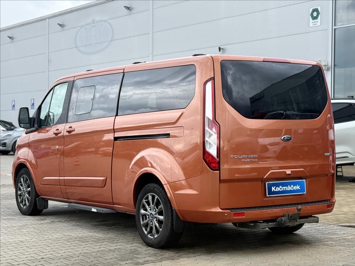 Ford Tourneo Custom, 2,0 EcoBlue 136 kW Titanium X - fotka 3