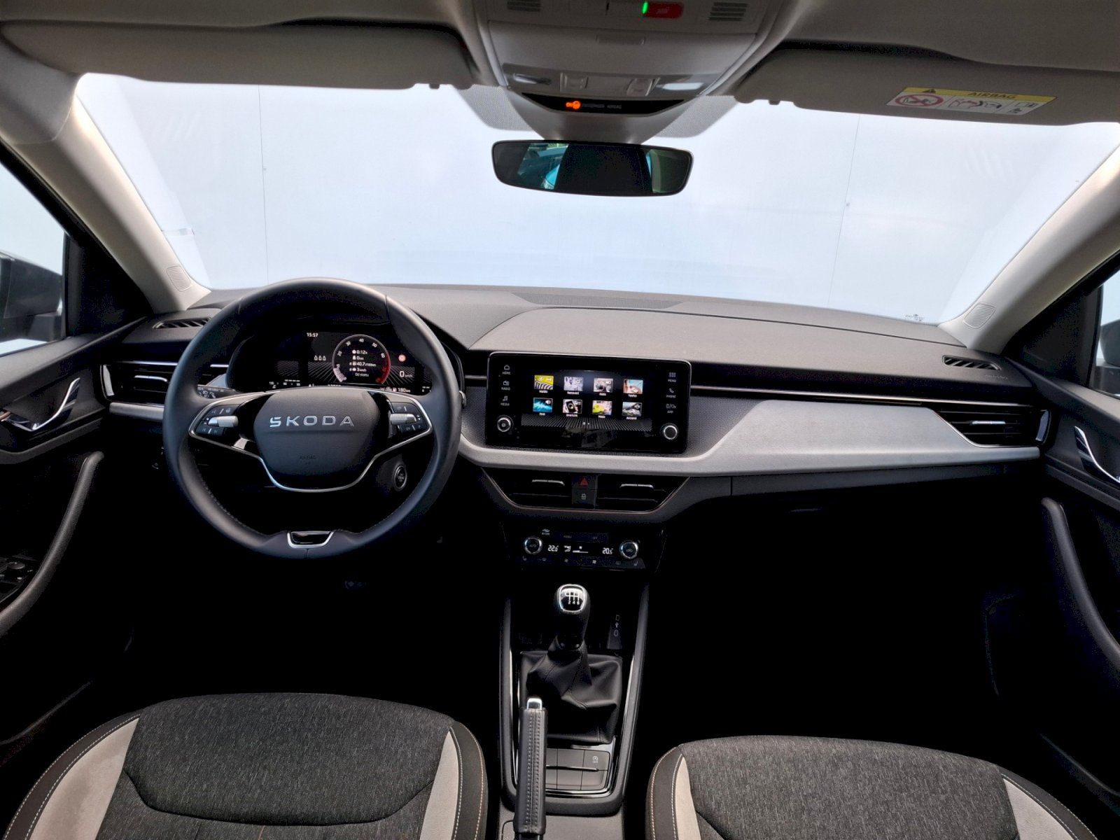 Škoda Scala, 1.5 TSI 110kW Top Selection - fotka 5