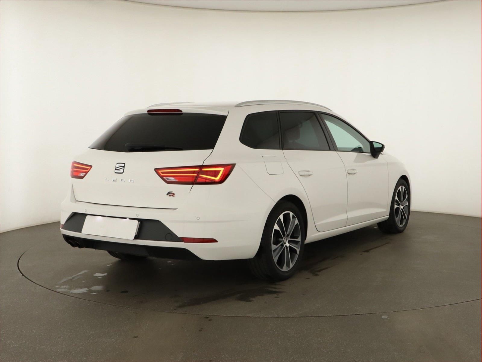 Seat Leon, 1.8 TSI, Automat, Serv.kniha - fotka 5