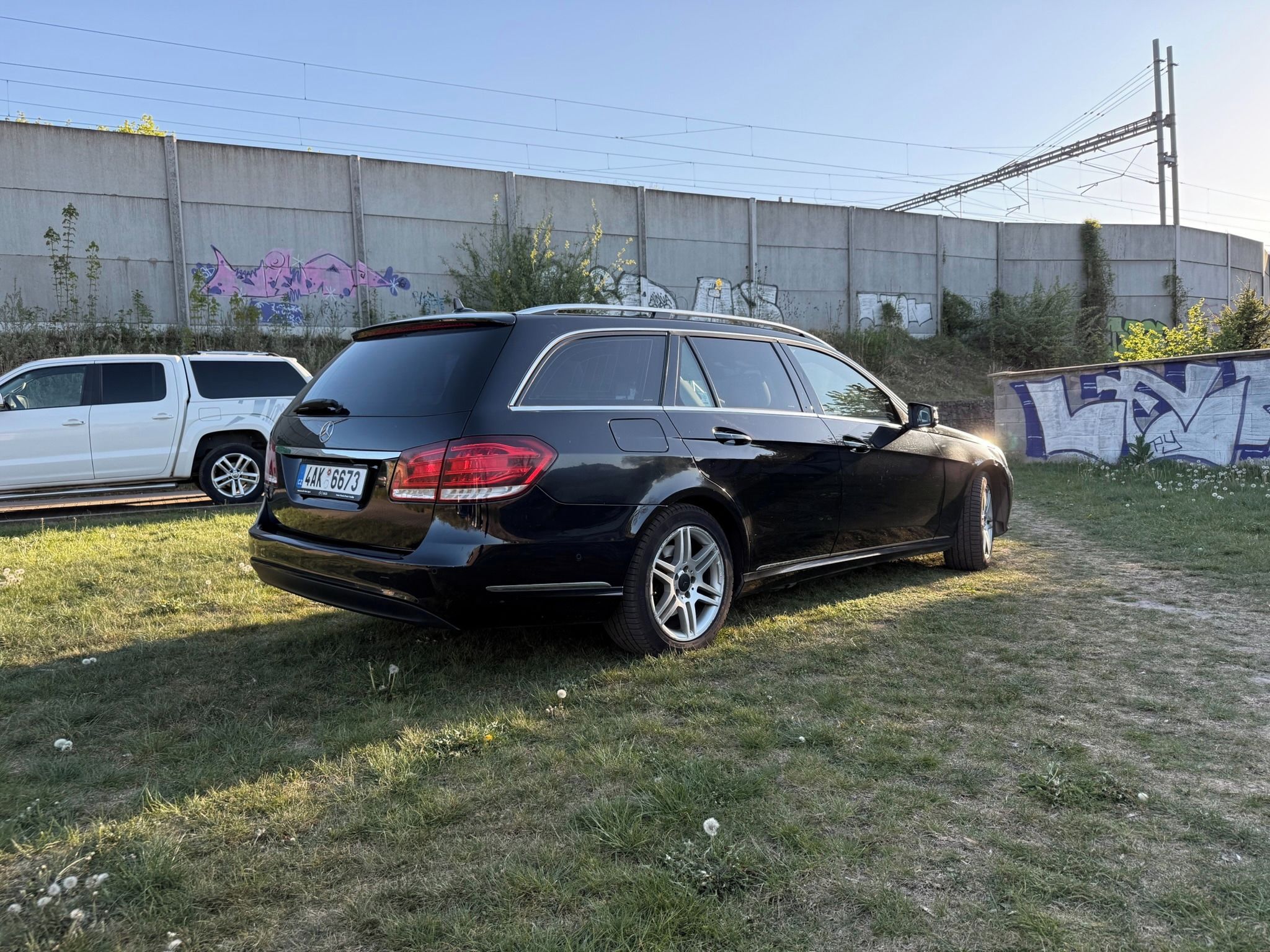 Mercedes-Benz Třídy E, Mercedes E350CDI 4MATIC Combi - fotka 4