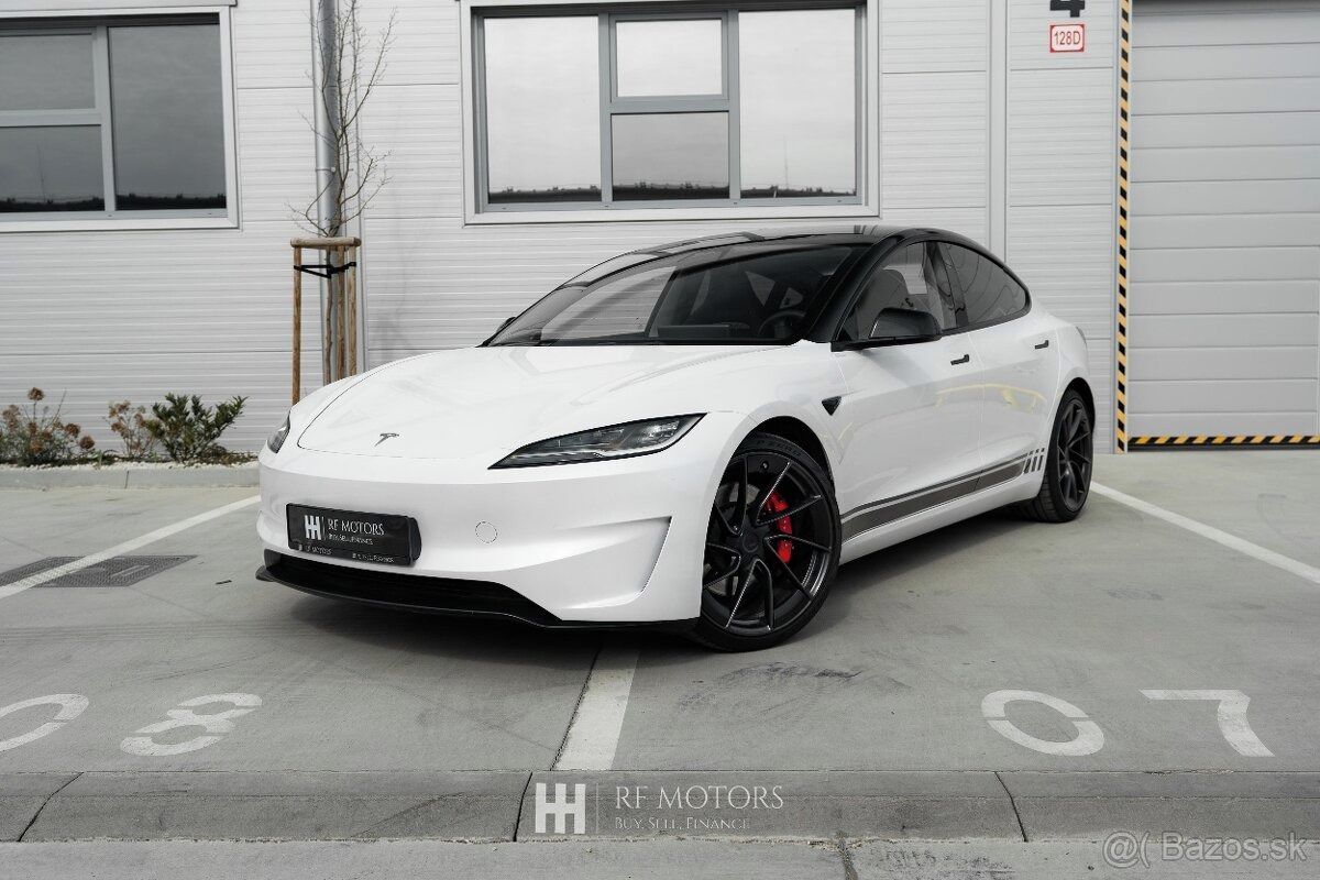 Tesla Model 3, Performance AWD