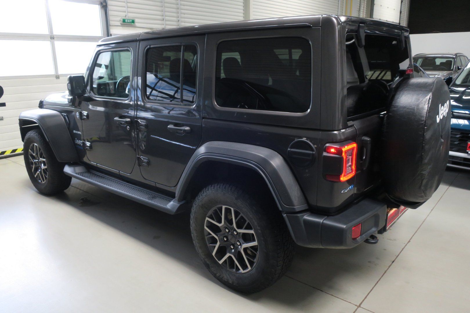 Jeep Wrangler, 2.0 4xe PHEV Unlimited Sahara - fotka 2