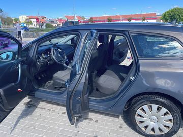 1.7 CDTi servisní knížka
