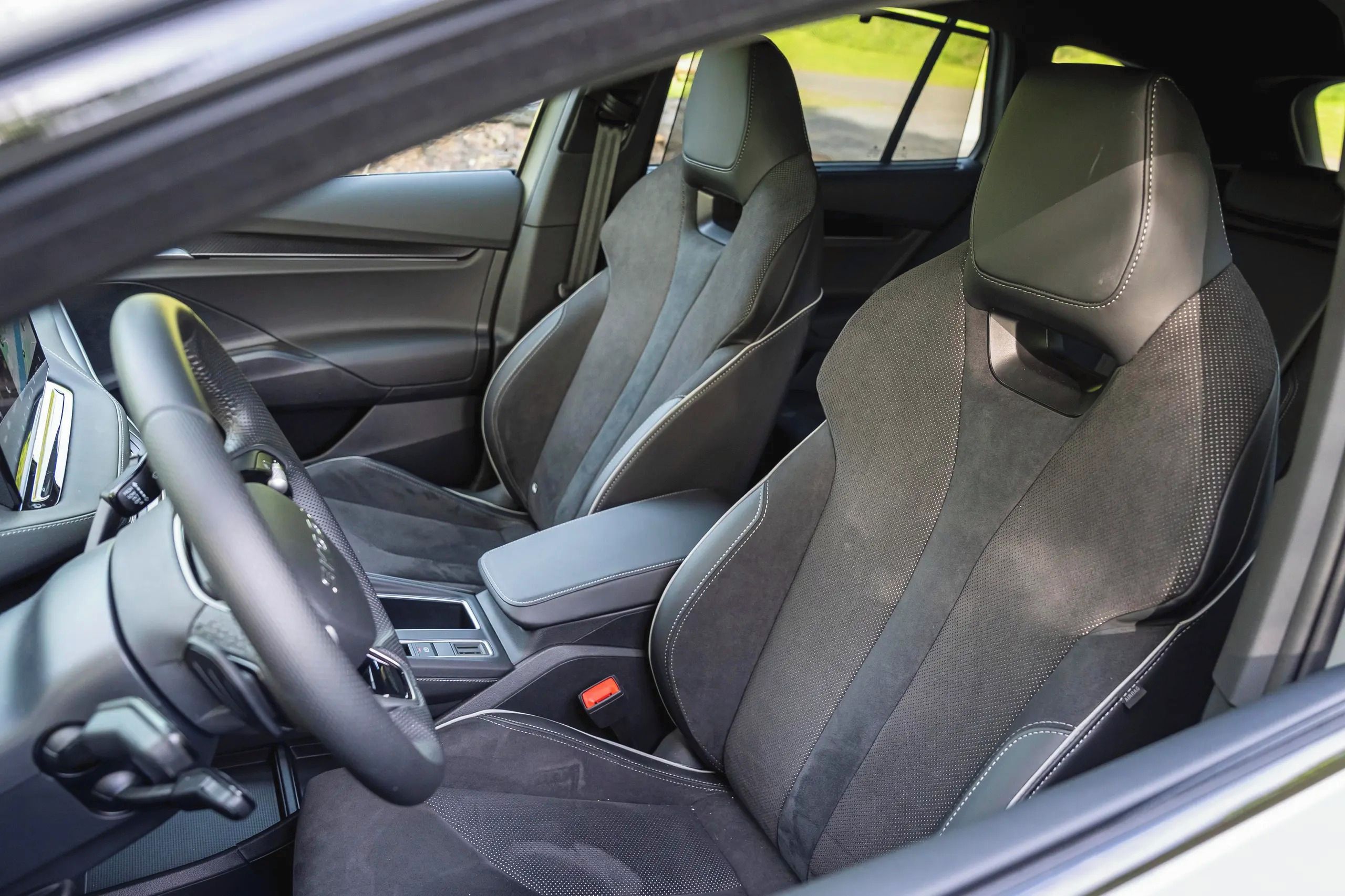 Škoda Enyaq, Sportline 85x – nový mod. rok - fotka 6