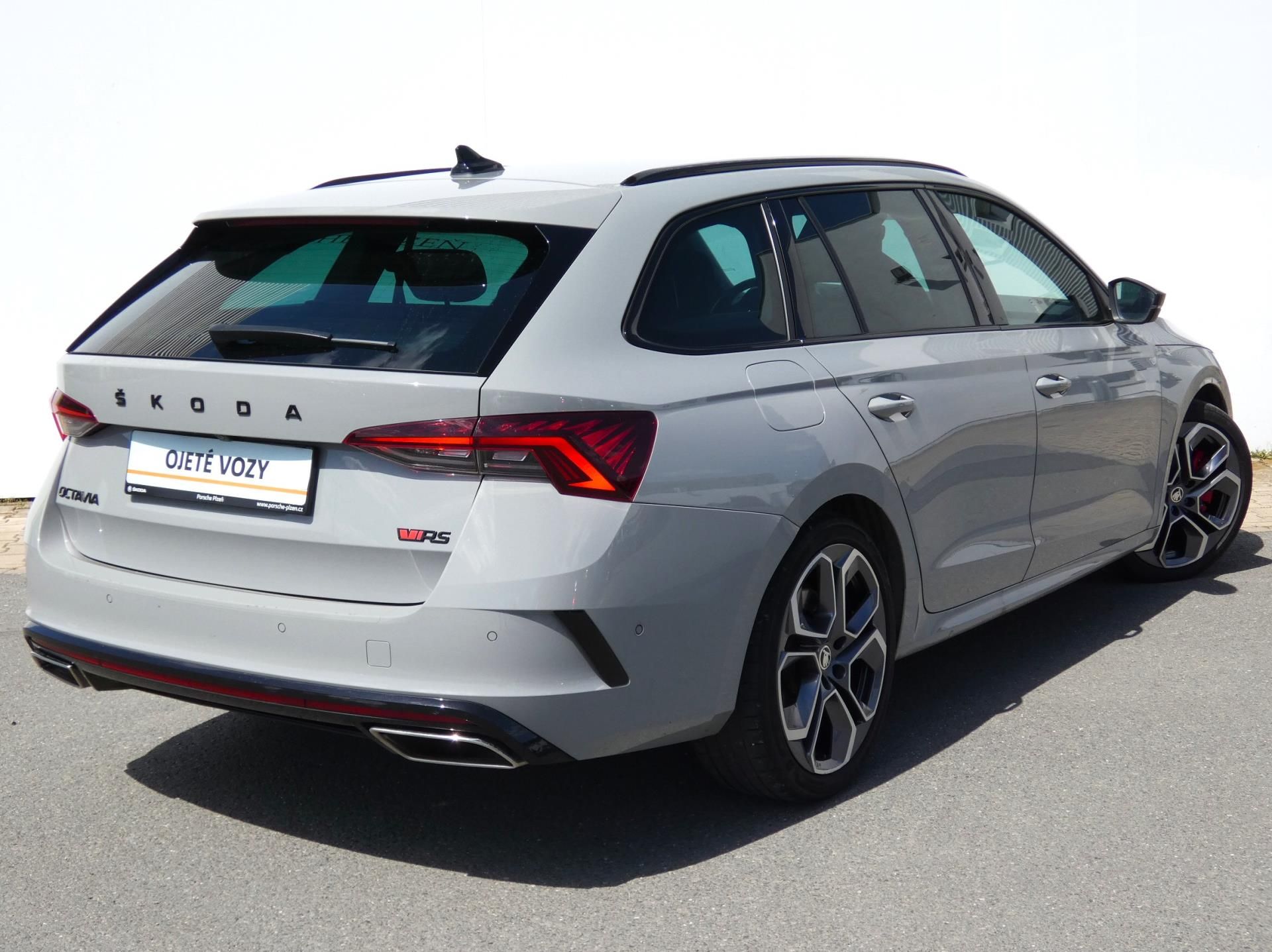Škoda Octavia, Combi RS 2.0 TSI 180KW - fotka 2