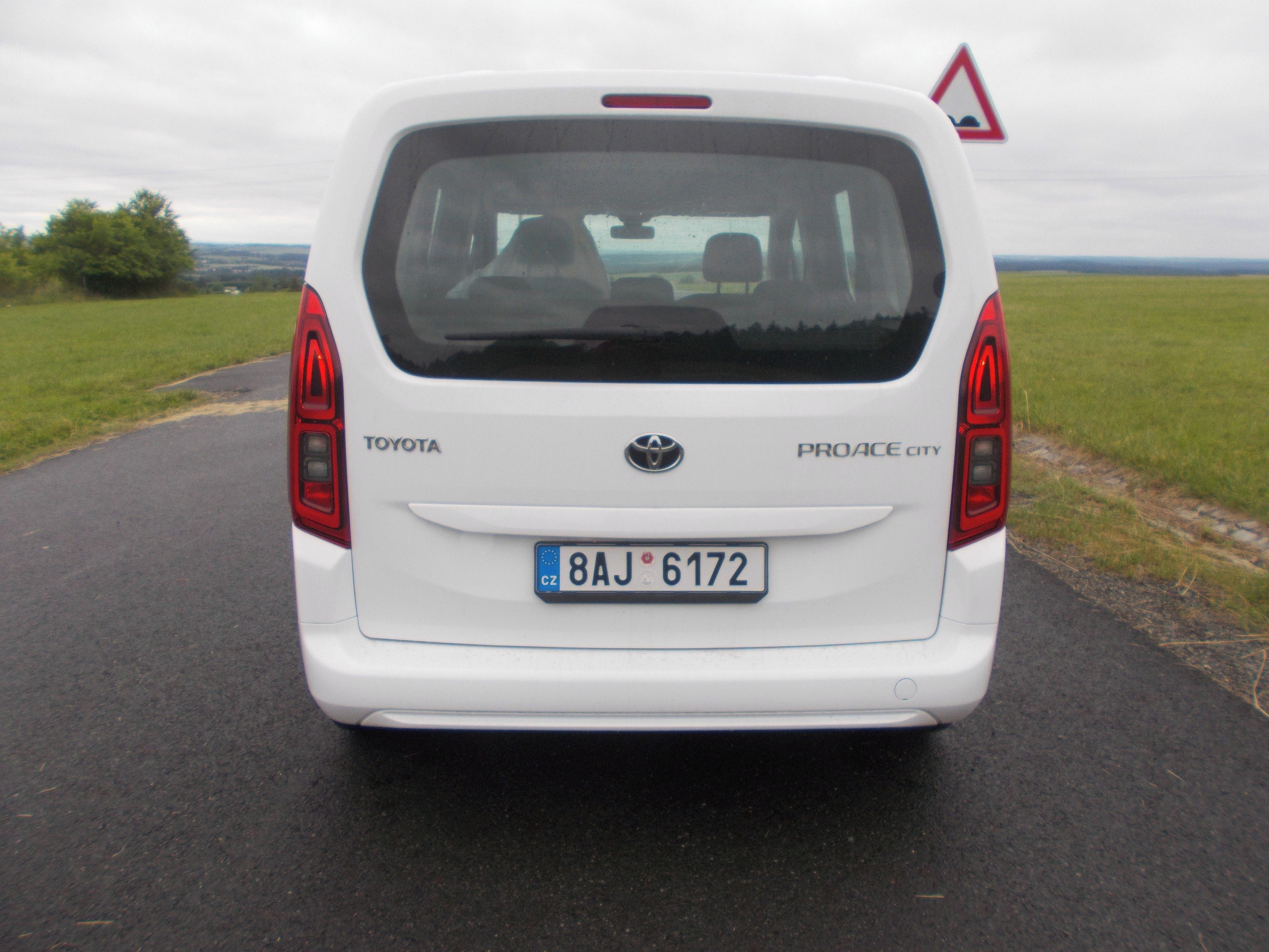 Toyota Proace, 1,5 HDI perf stav - fotka 4