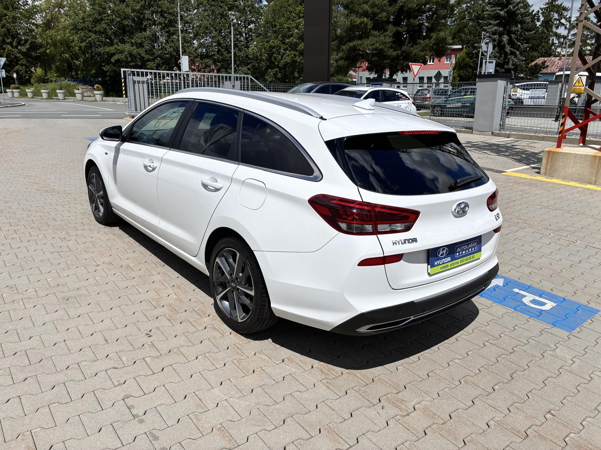 Hyundai i30, WG 1.5T-GDi 118kW DCT STYLE - fotka 5