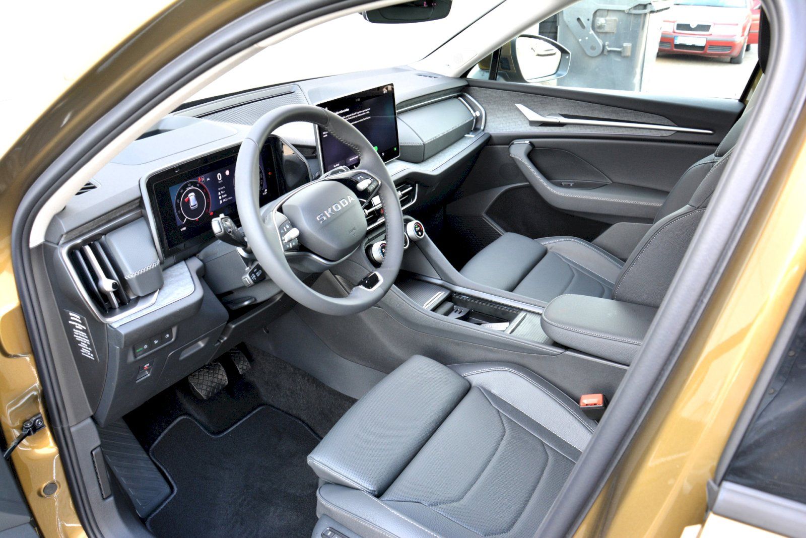Škoda Kodiaq, Exclusive Selection 2,0 TDI 14 - fotka 5