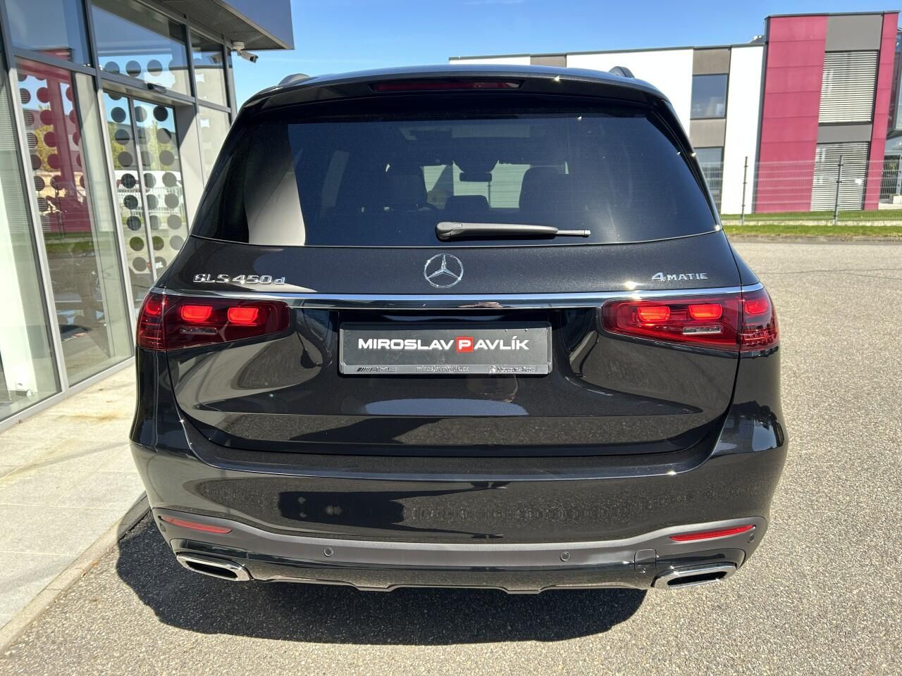 Mercedes-Benz GLS, 450d 4MATIC AMG NIGHT AIR ZÁRU - fotka 6