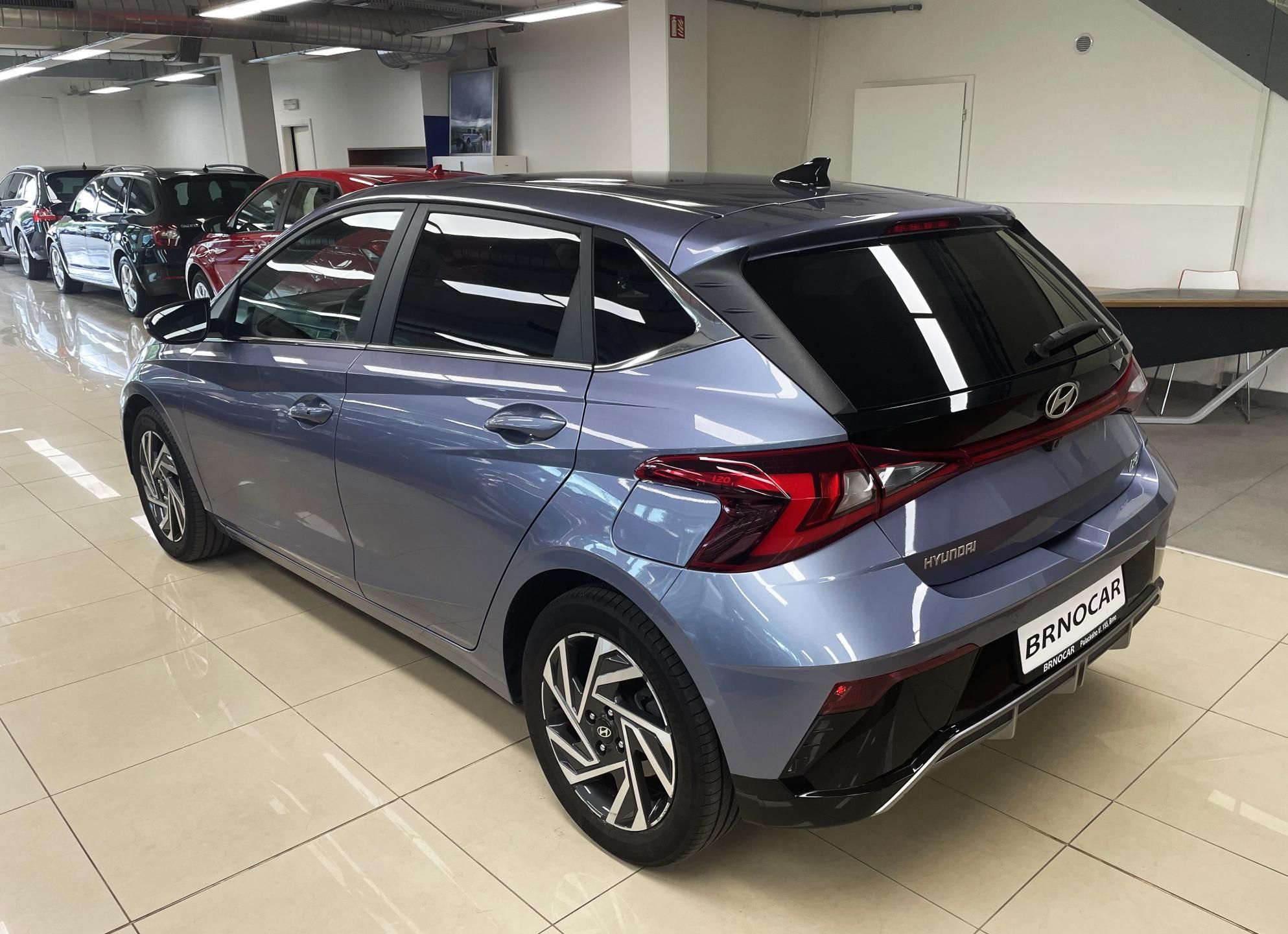 Hyundai i20, 1.0 T-GDI, 73 kW, ČR, 1. MAJ. - fotka 4