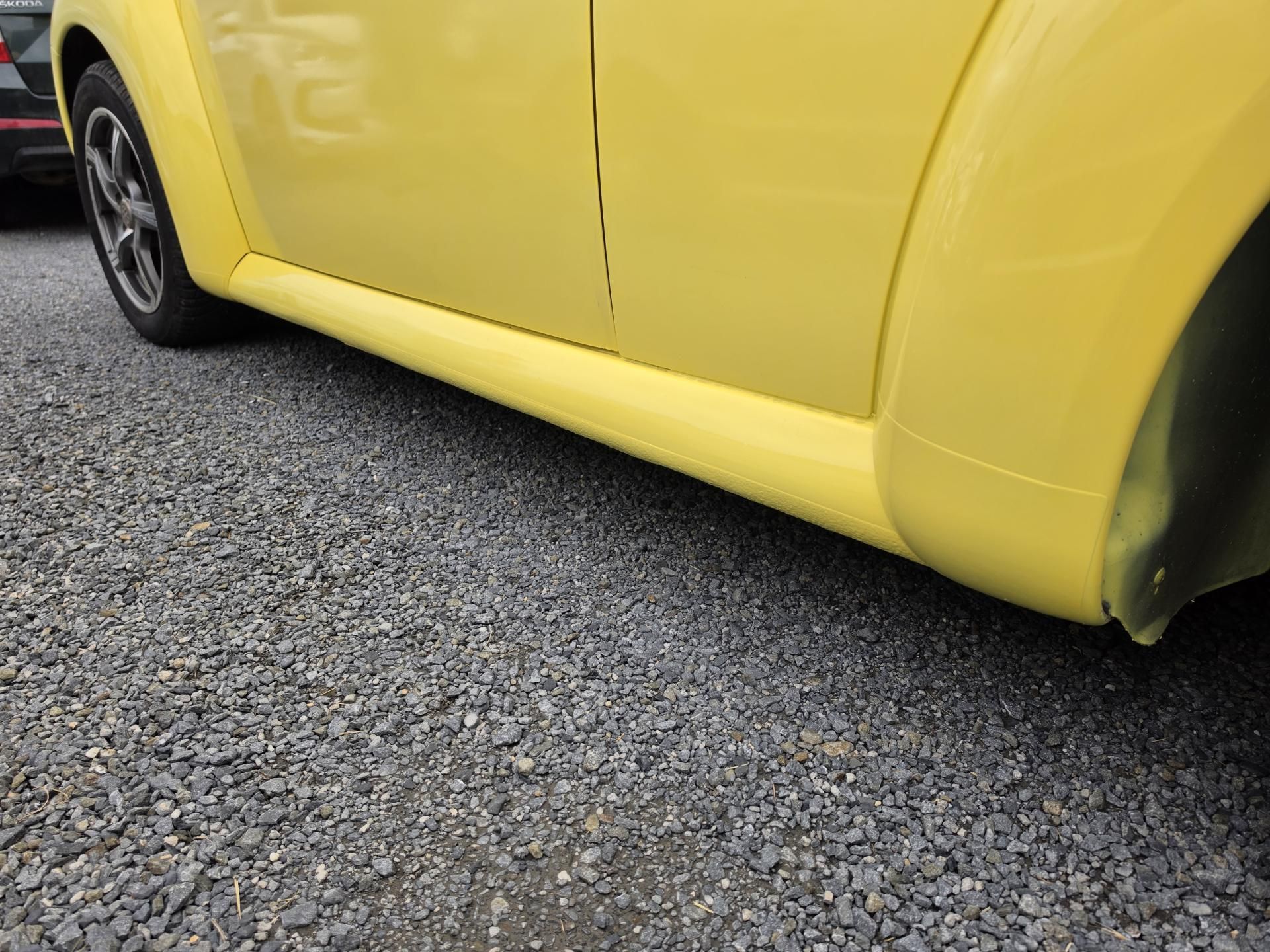 Volkswagen New Beetle, 2.0 i - fotka 5