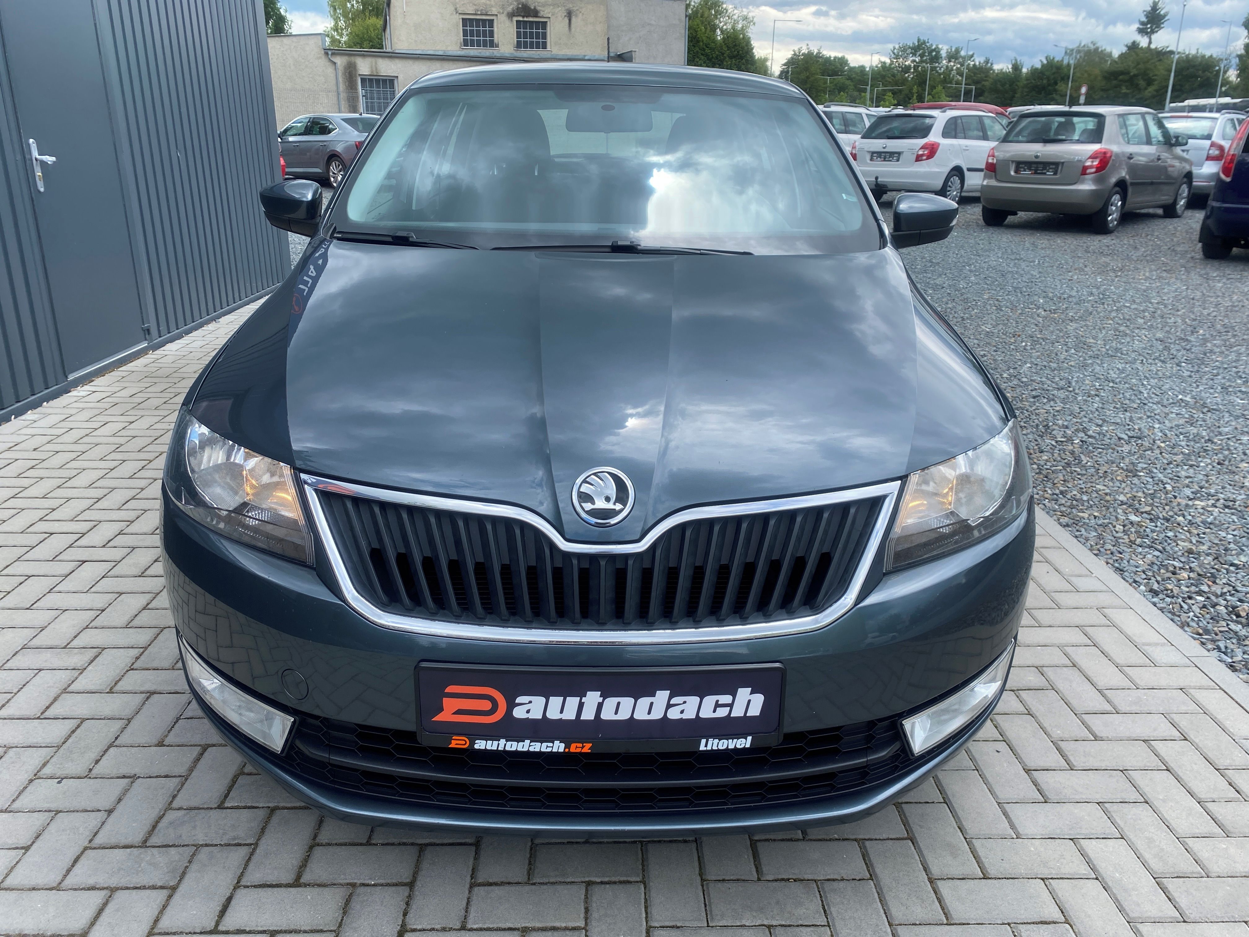Škoda Rapid, 1.2 TSI 81kW -KLIMA -ALU - PDC - fotka 6