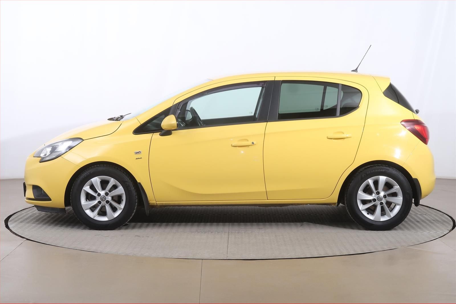 Opel Corsa, 1.4, Serv.kniha - fotka 3