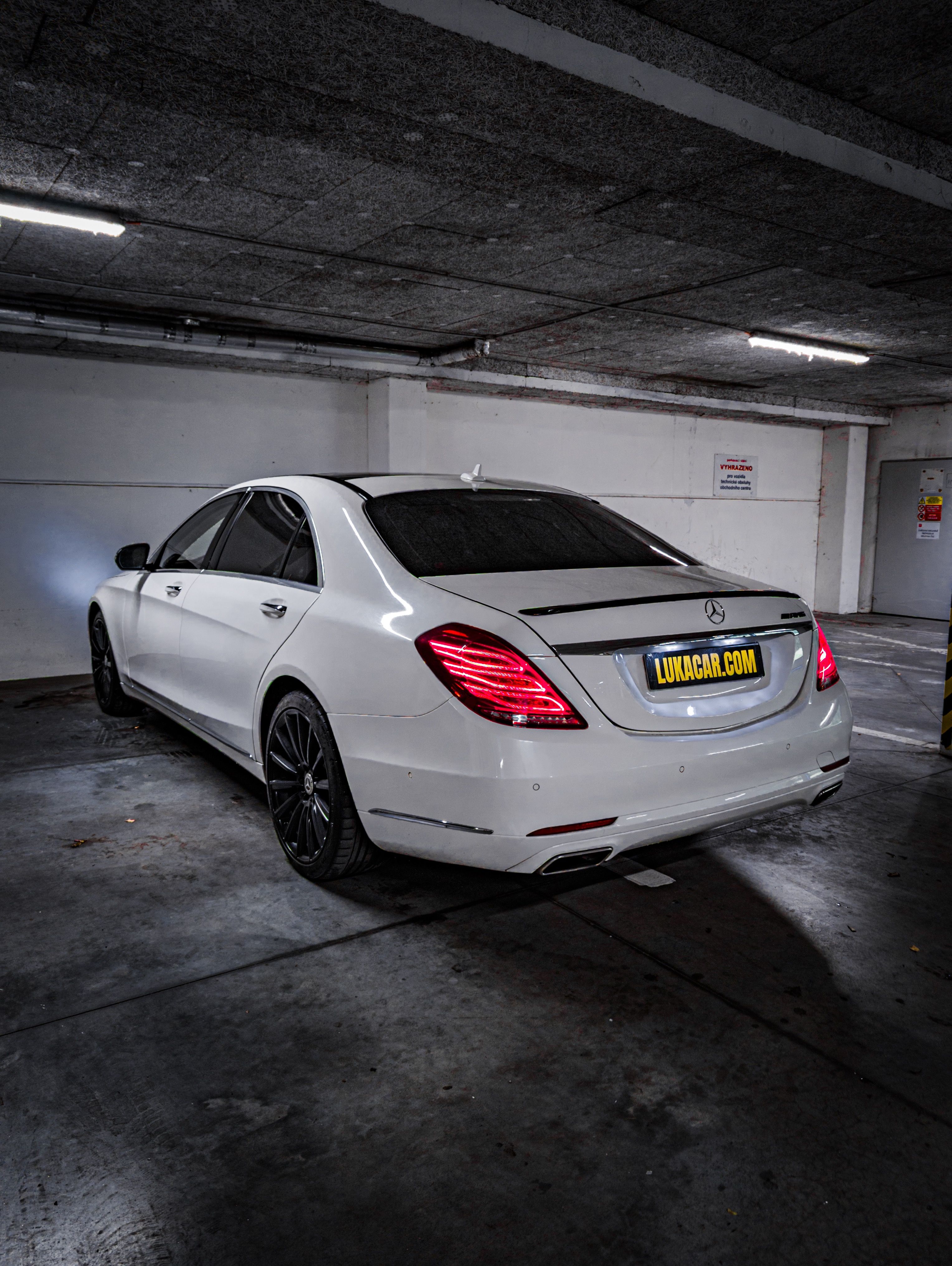 Mercedes-Benz Třídy S, MERCEDES S LONG 500 V8 4 Matic - fotka 4