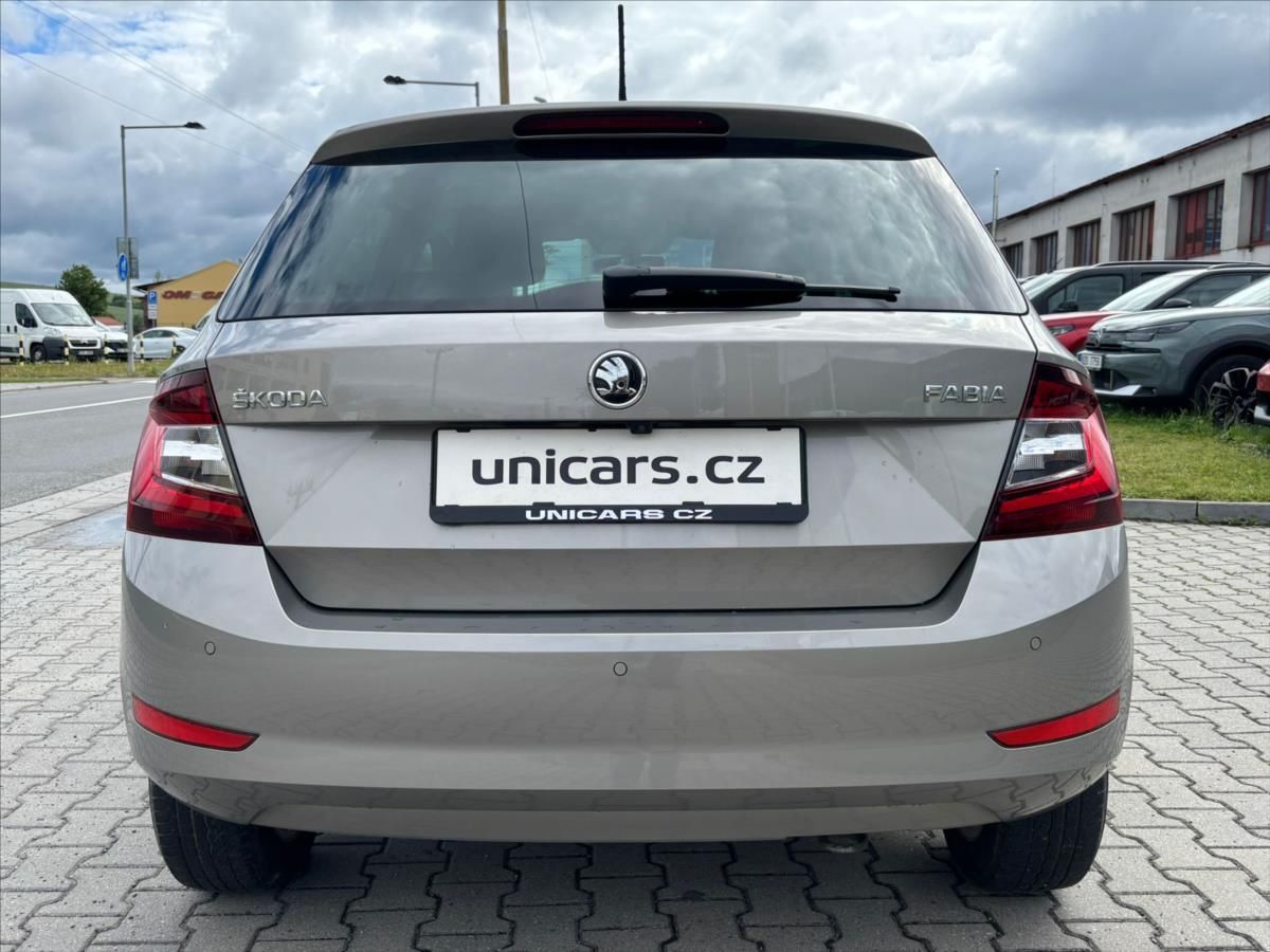 Škoda Fabia, 1,0 TSI  Style 5kvalt ČR - fotka 5