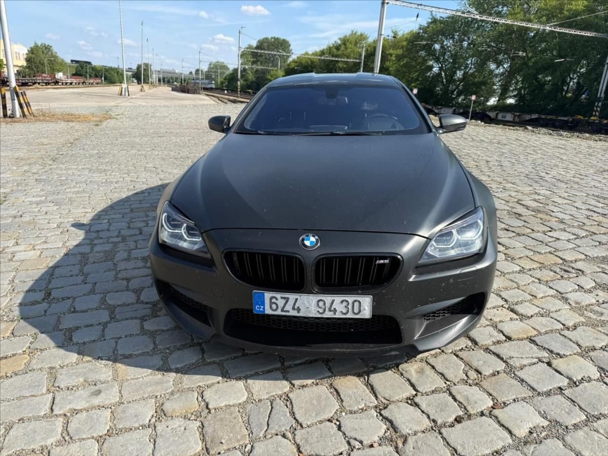 BMW M6, 4,4   423 kW - fotka 3