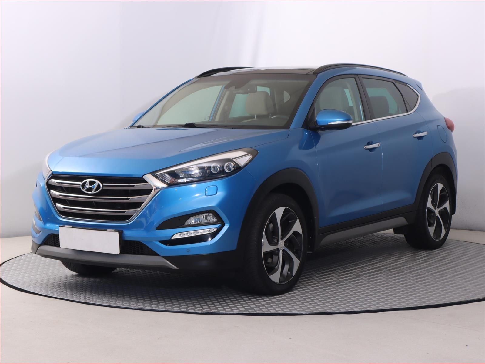 Hyundai Tucson, 1.6 T-GDI, 4X4, Automat - fotka 2