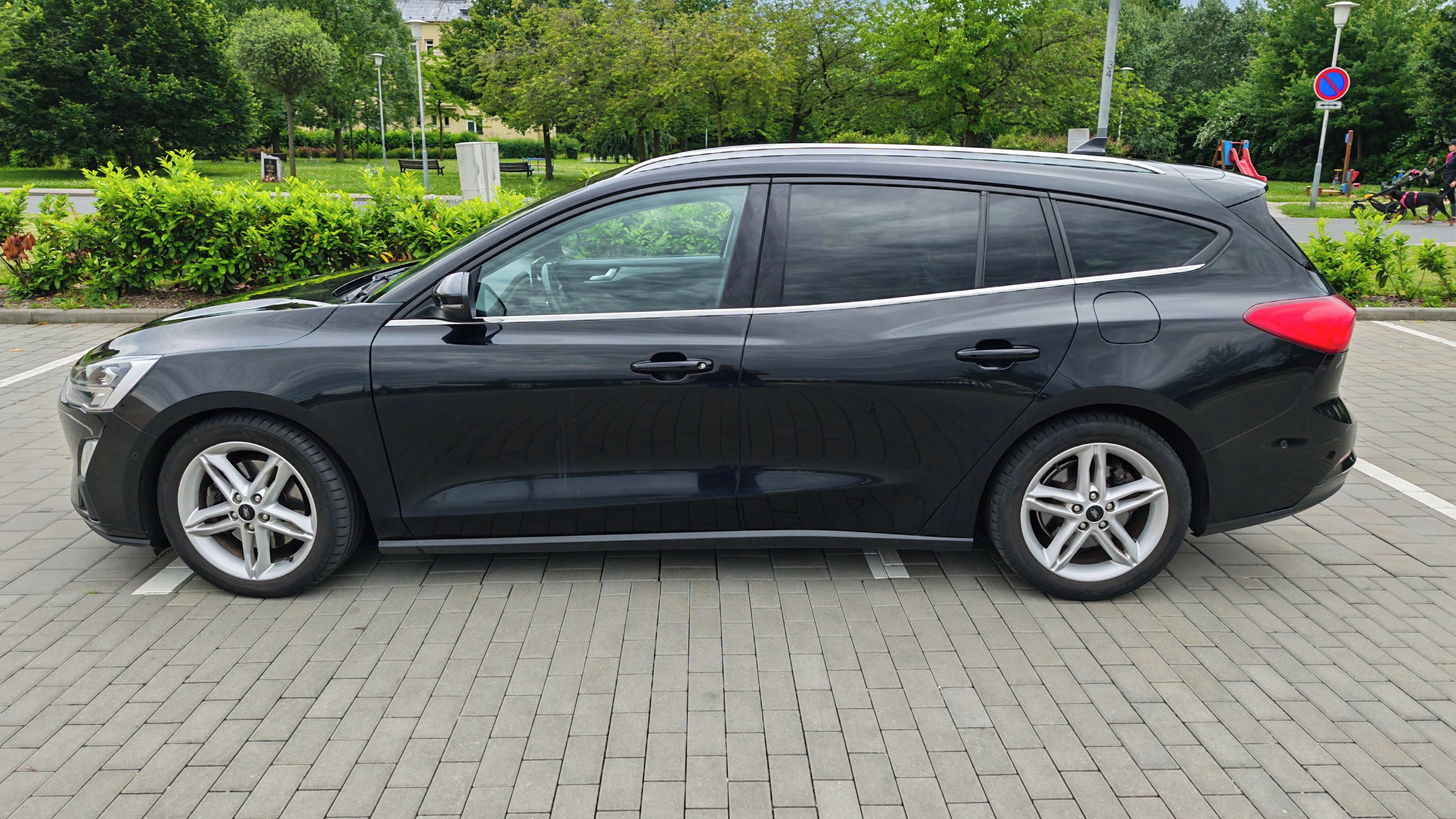 Ford Focus, 2.0 EcoBlue 110kW Titanium+B&O - fotka 2